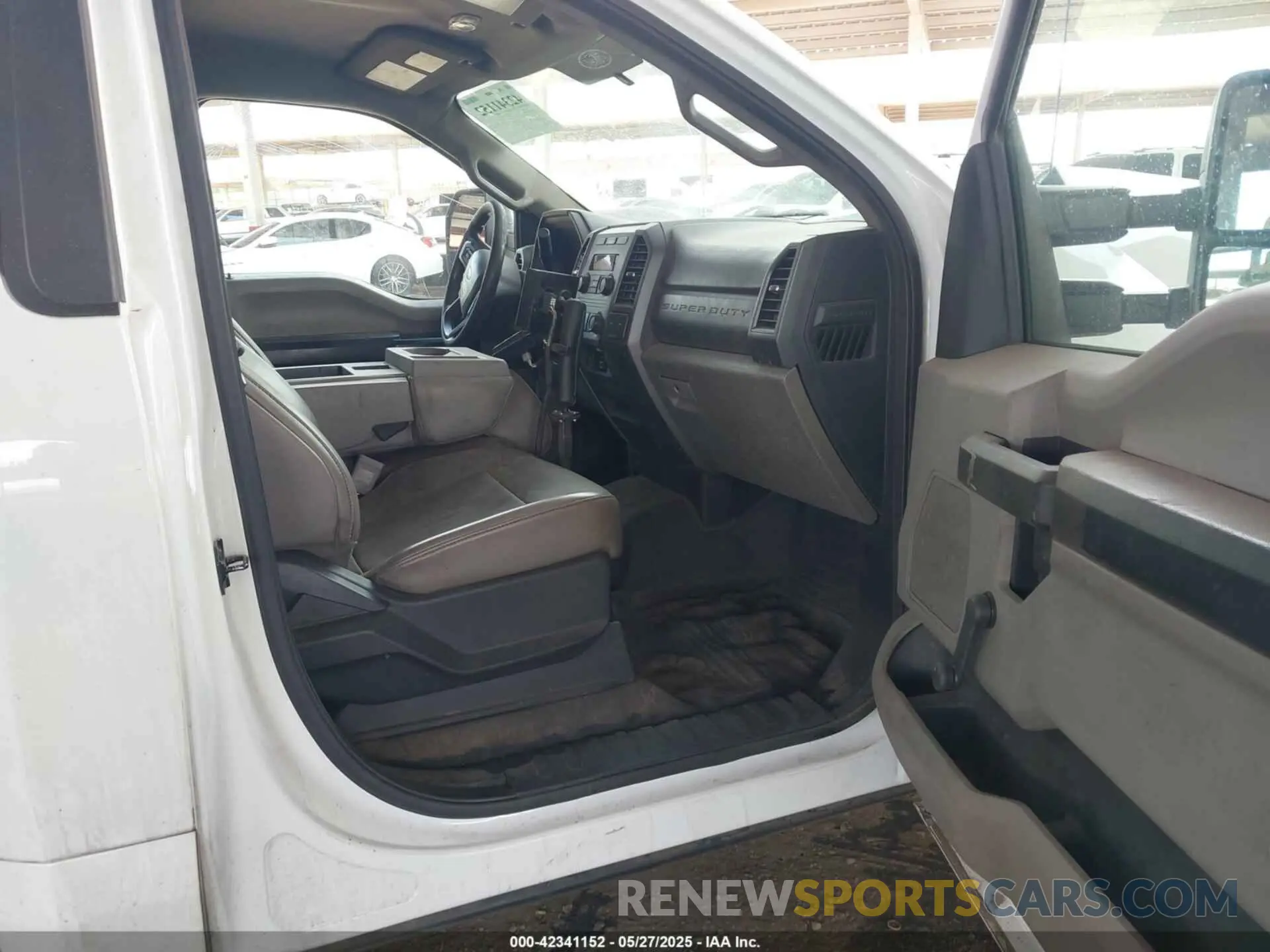 5 fotografías del automóvil dañado 1FDBF2A60KEE59343 FORD F-250 2019