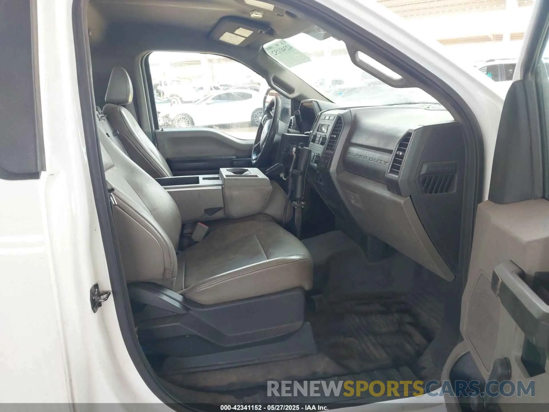 8 fotografías del automóvil dañado 1FDBF2A60KEE59343 FORD F-250 2019