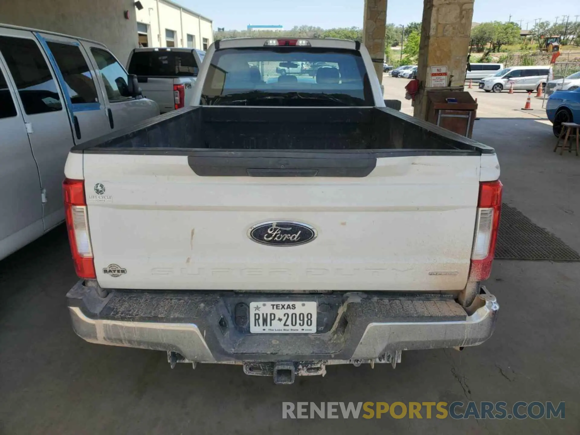 12 fotografías del automóvil dañado 1FT7W2A6XKEE58730 FORD F-250 2019