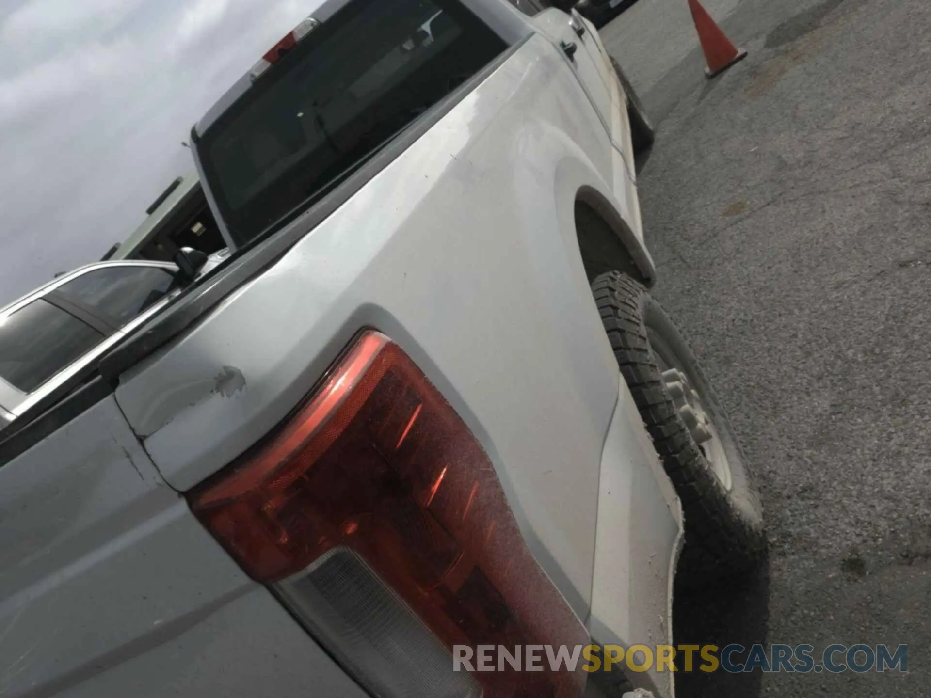 23 fotografías del automóvil dañado 1FT7W2A6XKEE58730 FORD F-250 2019