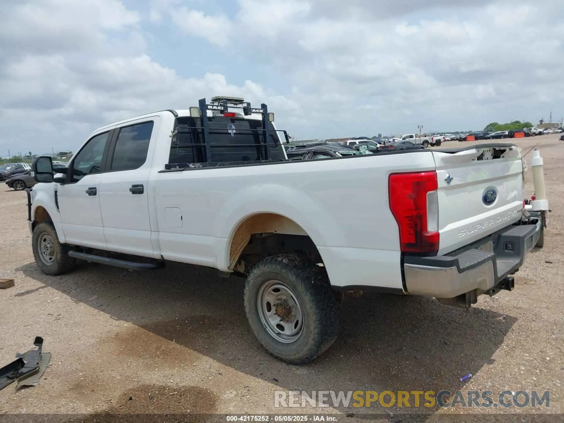 14 fotografías del automóvil dañado 1FT7W2B60KED14800 FORD F-250 2019