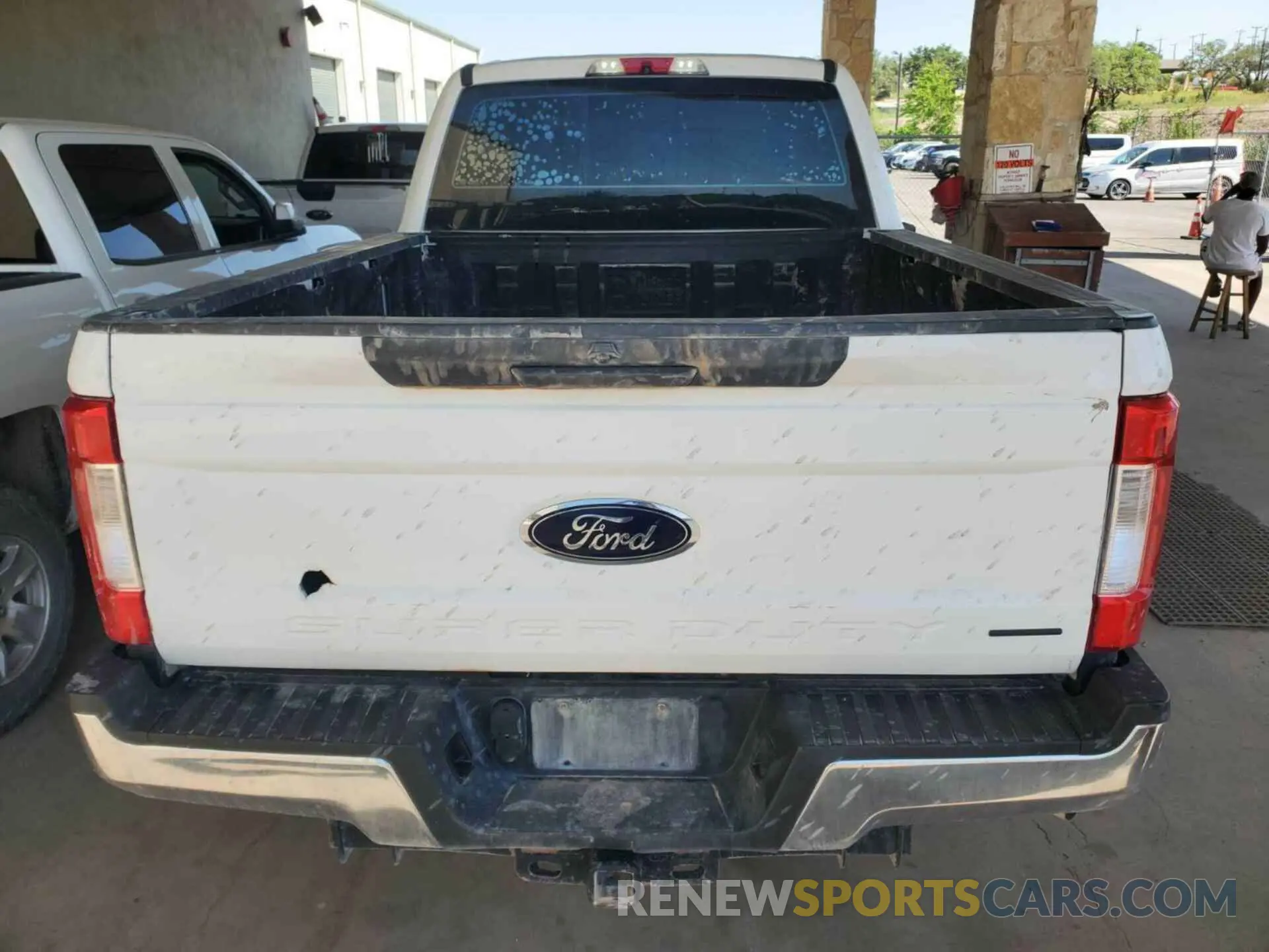 24 fotografías del automóvil dañado 1FT7W2B60KED86533 FORD F-250 2019