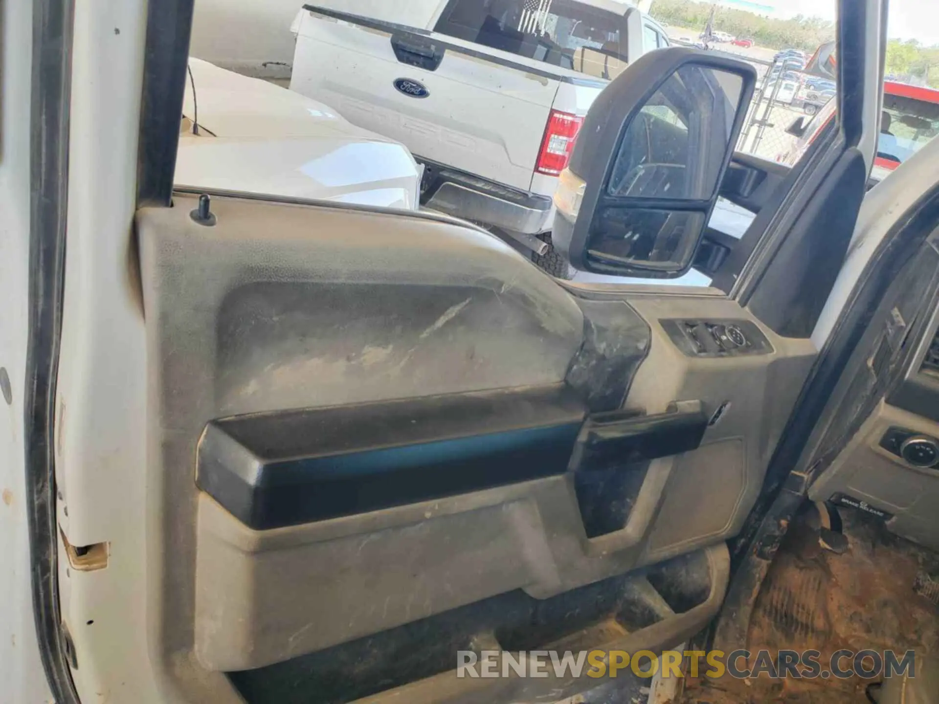 8 fotografías del automóvil dañado 1FT7W2B60KED86533 FORD F-250 2019