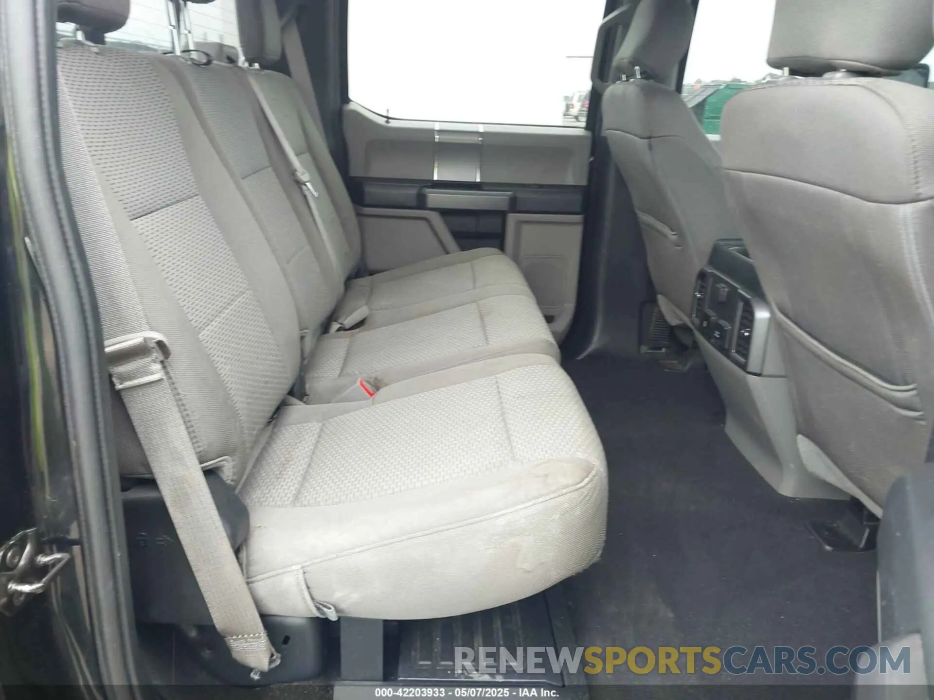 8 fotografías del automóvil dañado 1FT7W2B60KEG82555 FORD F-250 2019