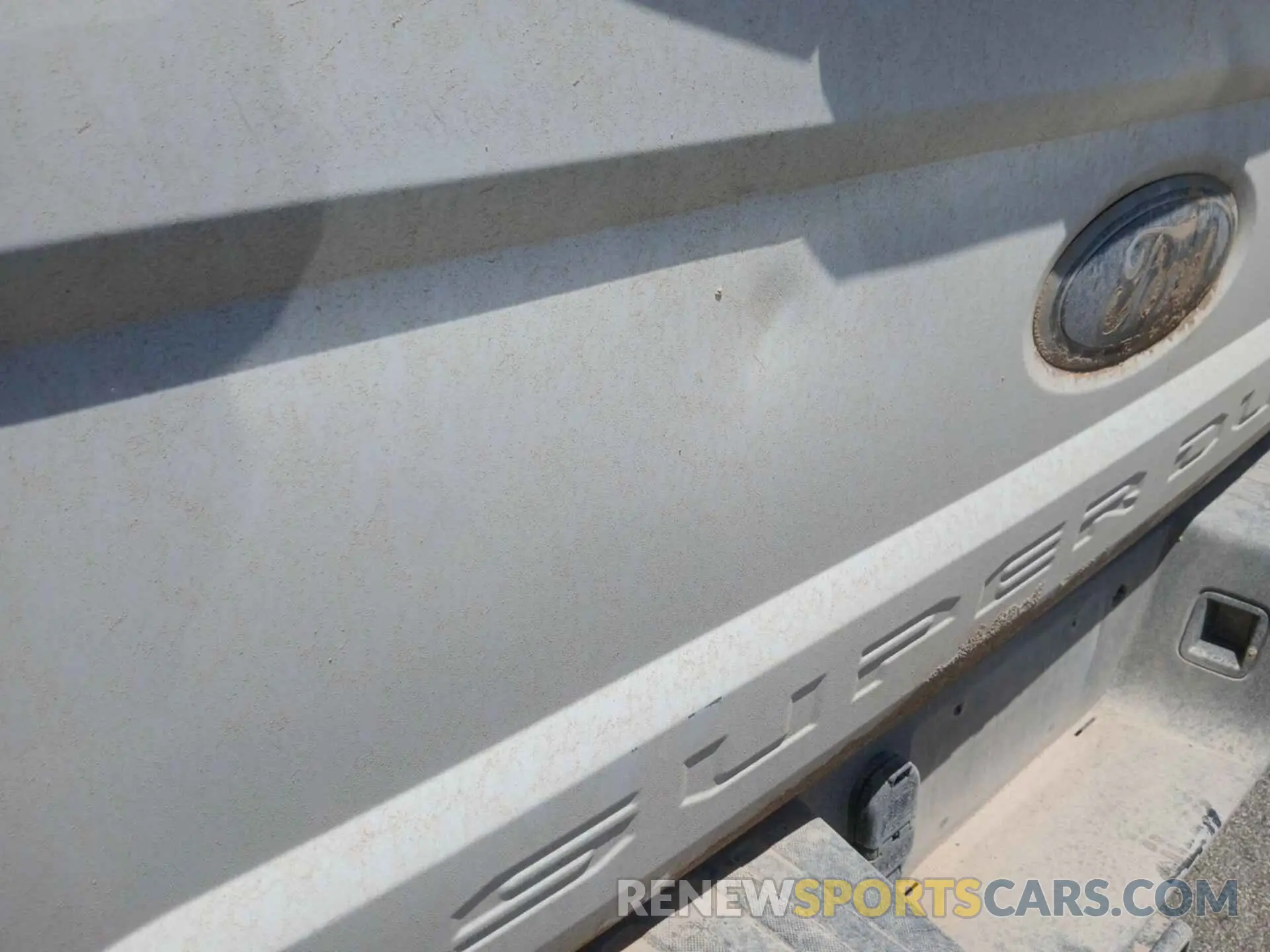 16 fotografías del automóvil dañado 1FT7W2B61KED86539 FORD F-250 2019