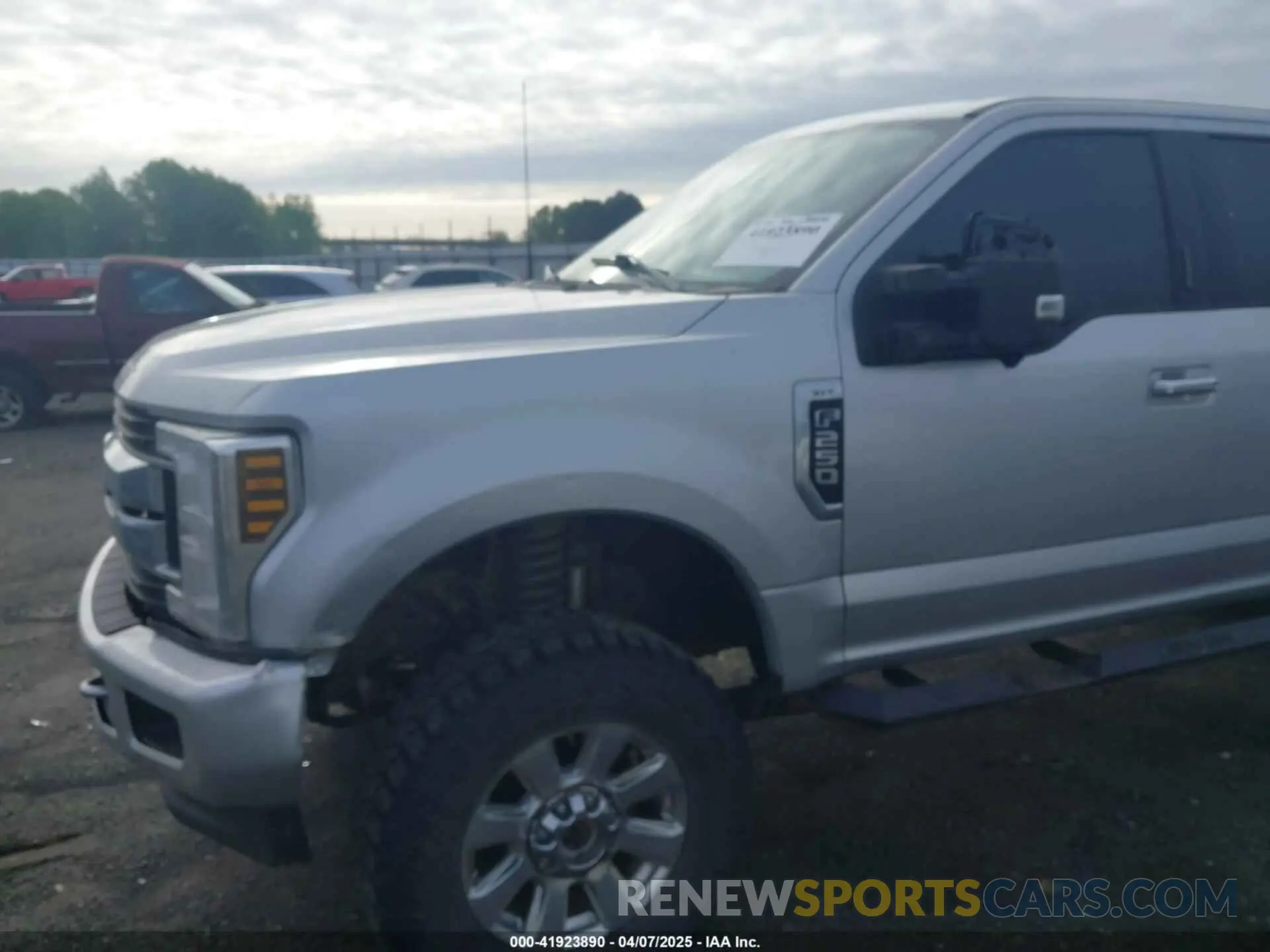 17 fotografías del automóvil dañado 1FT7W2B62KED22851 FORD F-250 2019