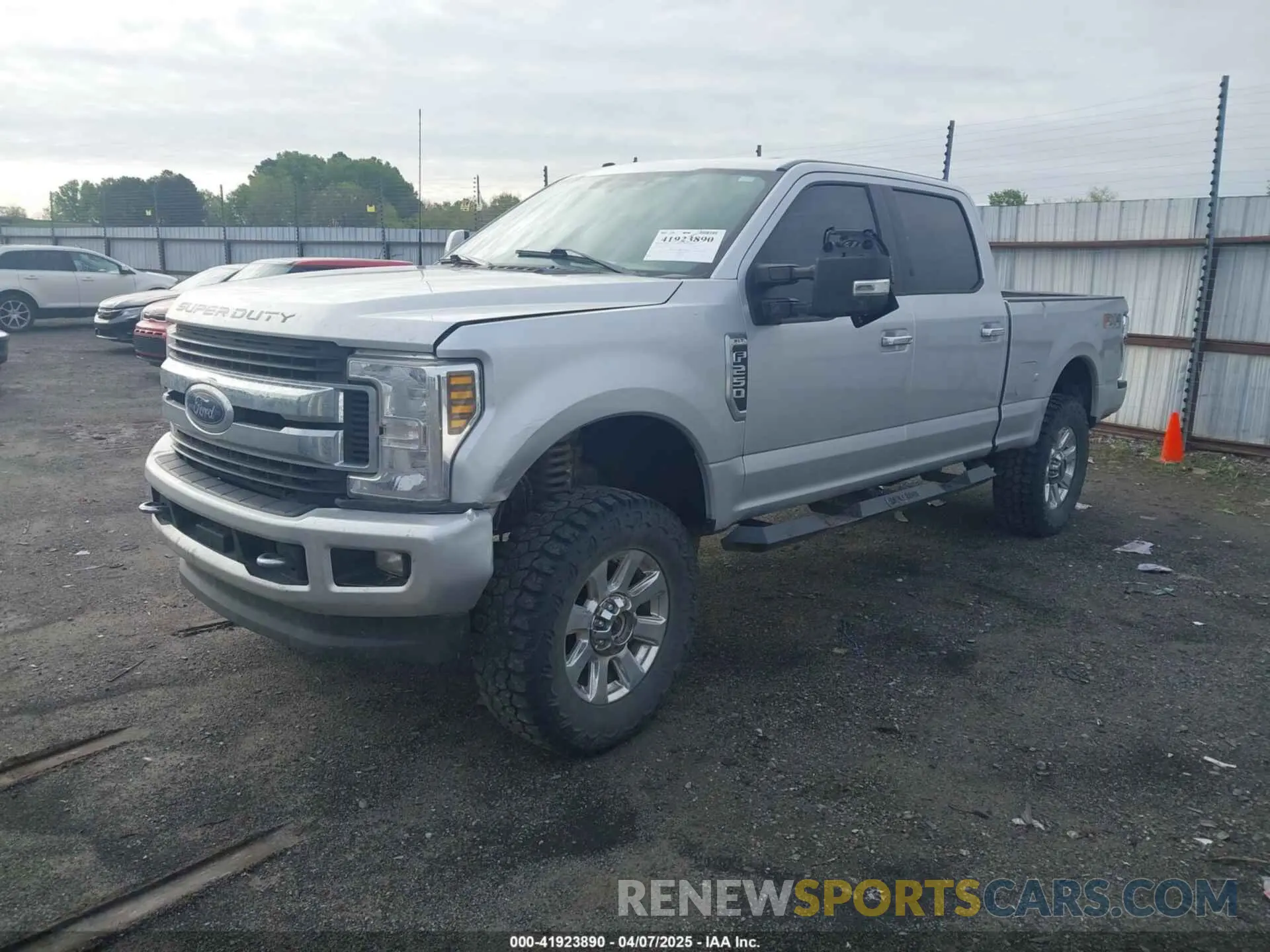2 fotografías del automóvil dañado 1FT7W2B62KED22851 FORD F-250 2019