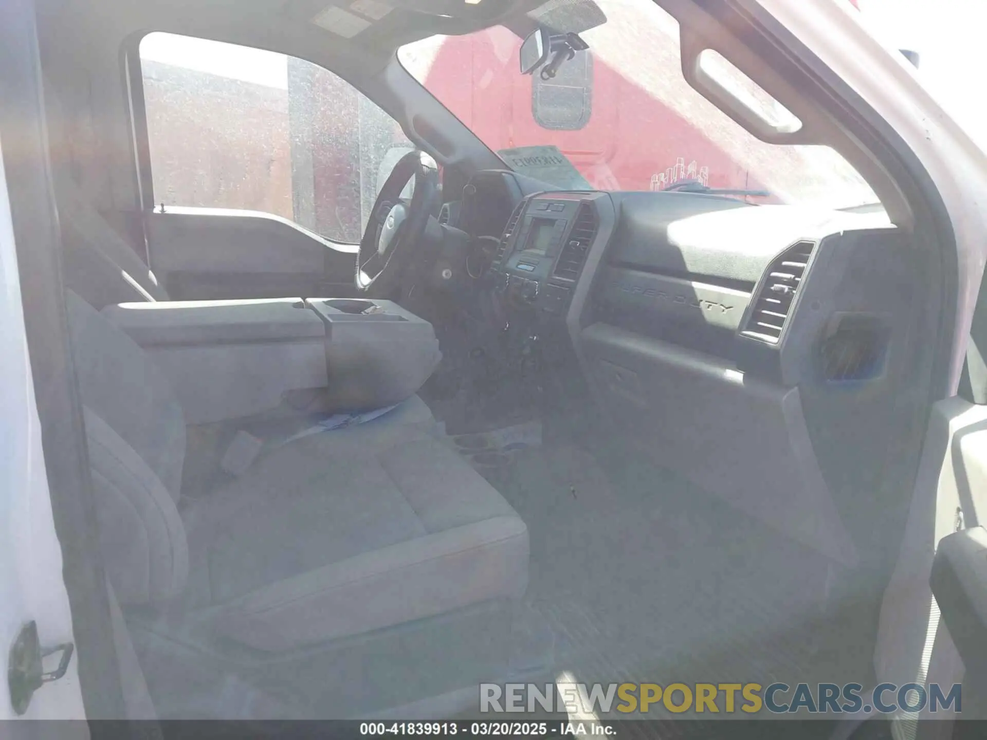 5 fotografías del automóvil dañado 1FT7W2B65KED26568 FORD F-250 2019