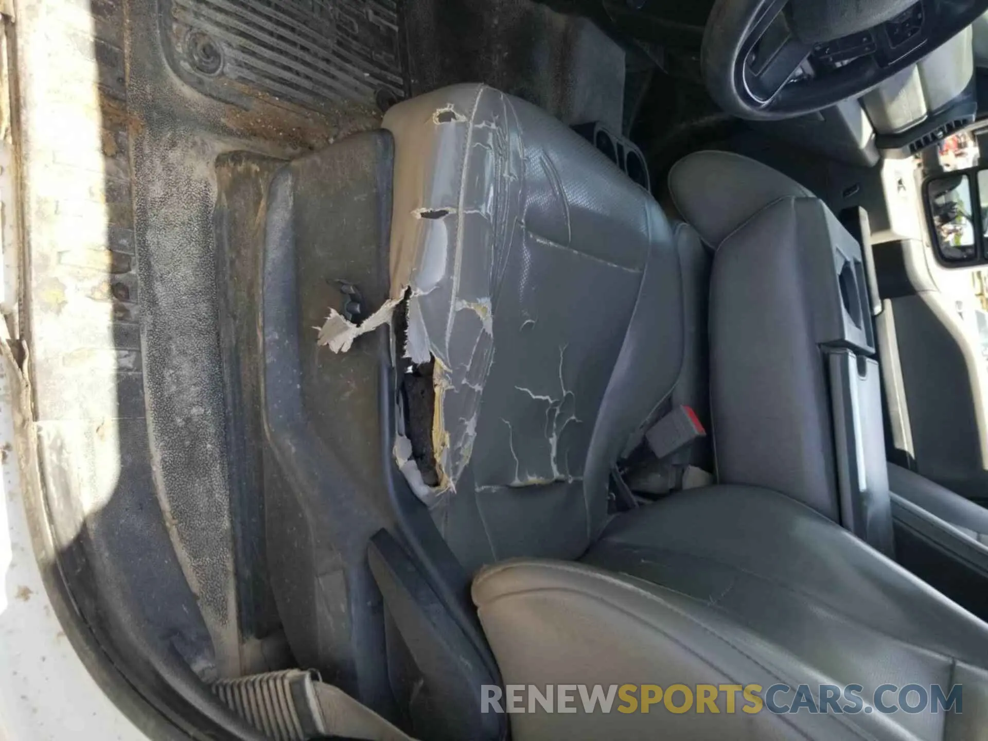 7 fotografías del automóvil dañado 1FT7W2B68KED86537 FORD F-250 2019