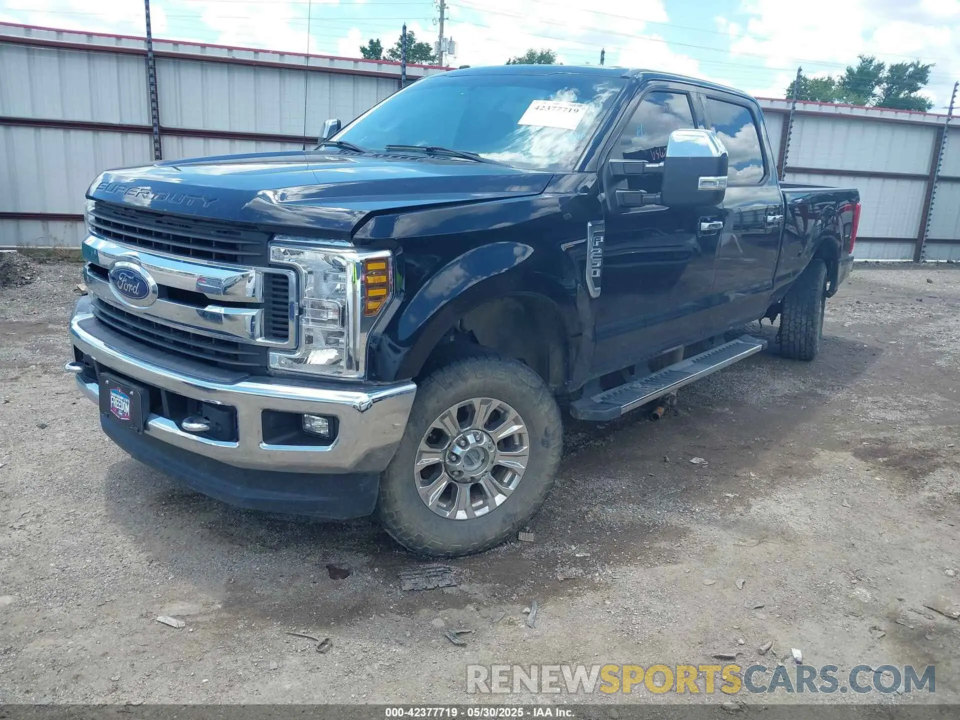 2 fotografías del automóvil dañado 1FT7W2B68KEG72890 FORD F-250 2019