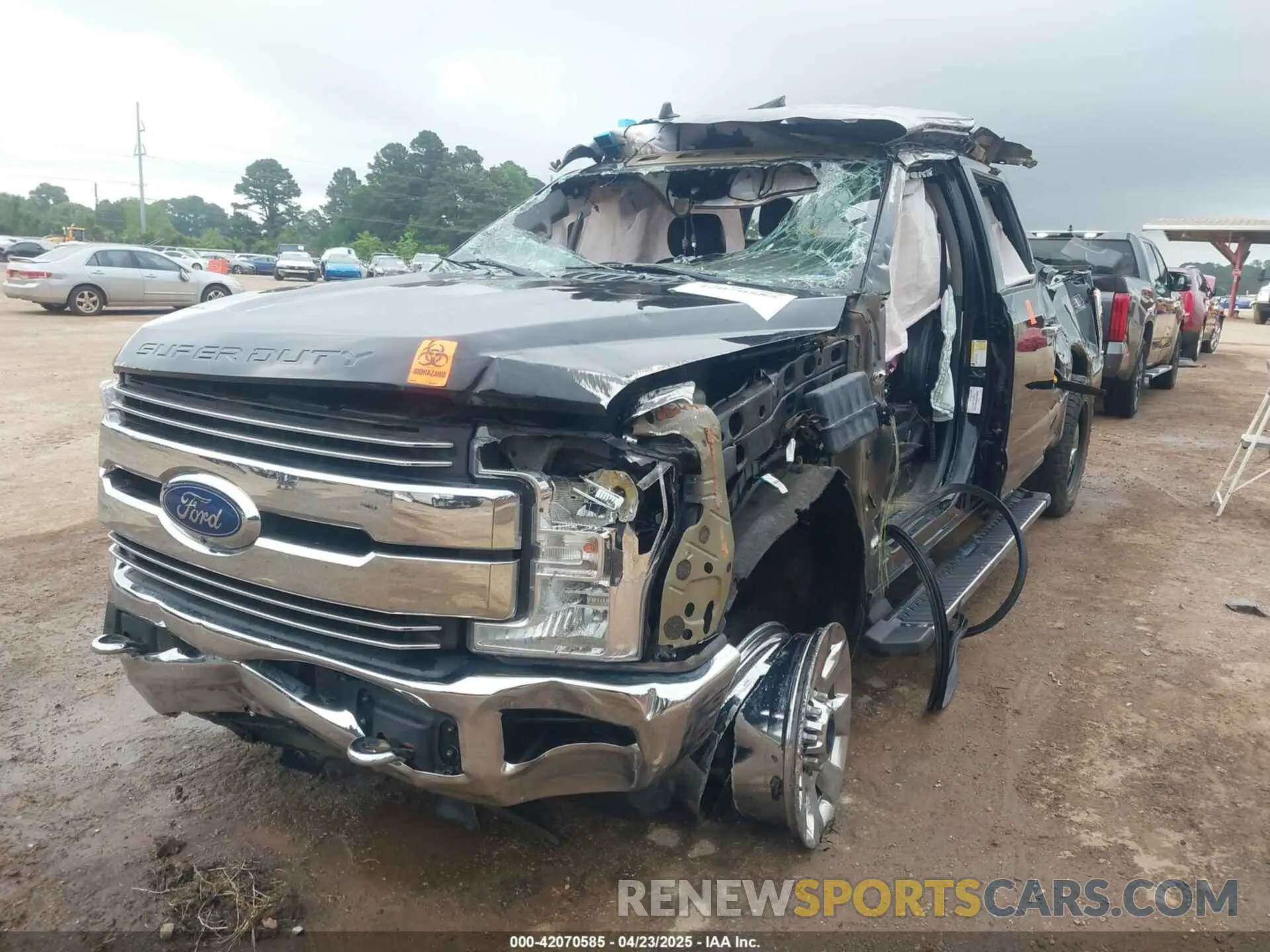 2 fotografías del automóvil dañado 1FT7W2B6XKEF64755 FORD F-250 2019