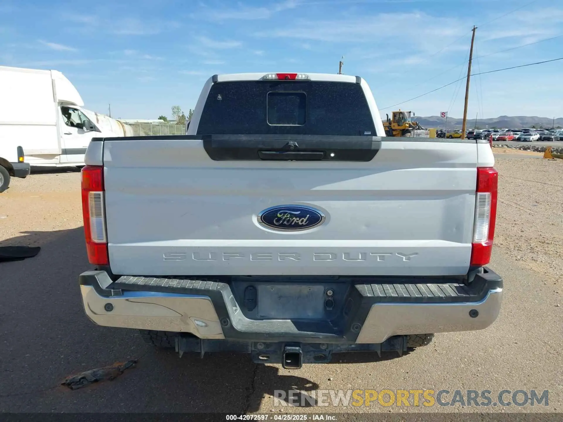 16 fotografías del automóvil dañado 1FT7W2BT0KED54168 FORD F-250 2019