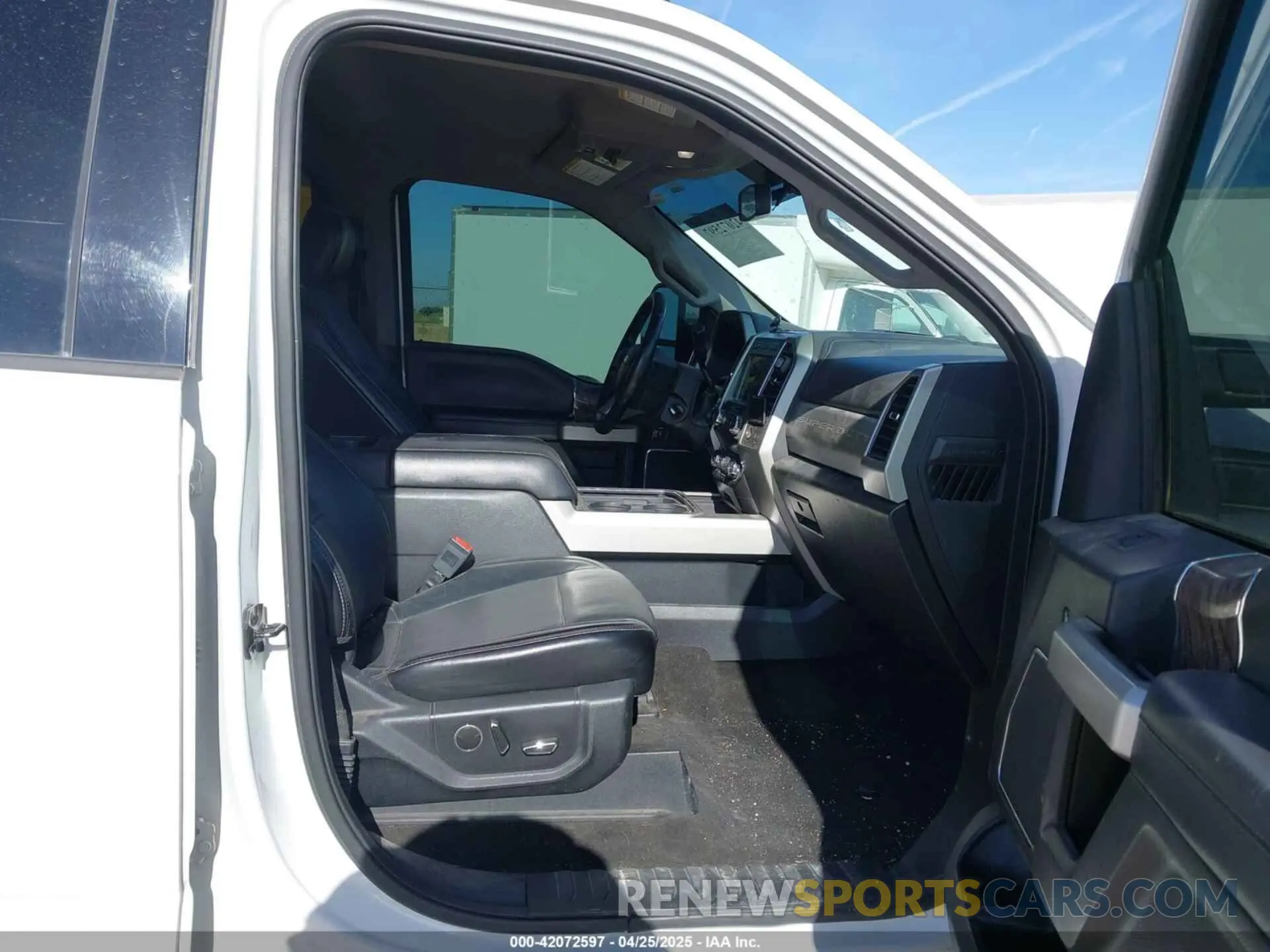 5 fotografías del automóvil dañado 1FT7W2BT0KED54168 FORD F-250 2019