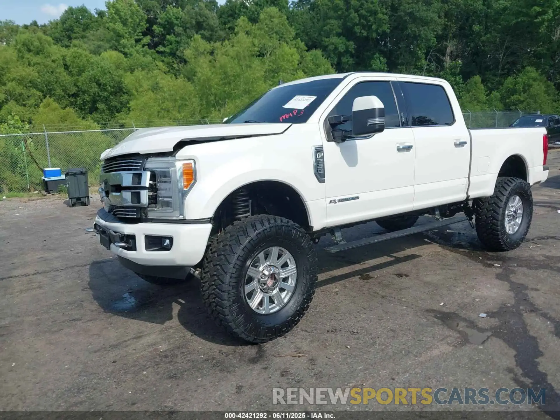 2 fotografías del automóvil dañado 1FT7W2BT2KEF68045 FORD F-250 2019