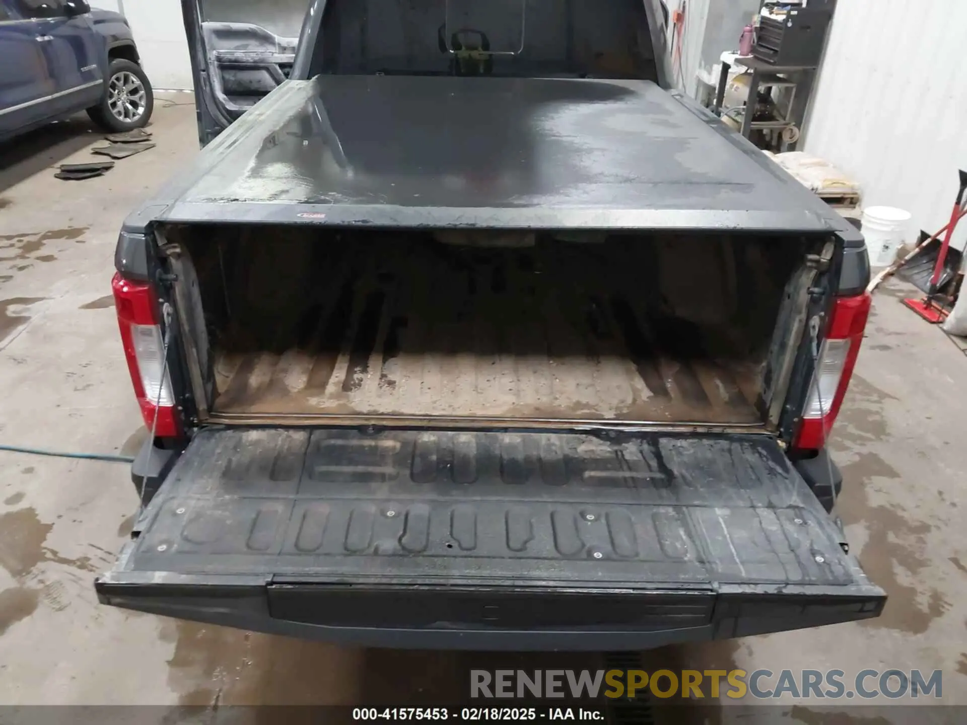 14 fotografías del automóvil dañado 1FT7W2BT2KEG04283 FORD F-250 2019
