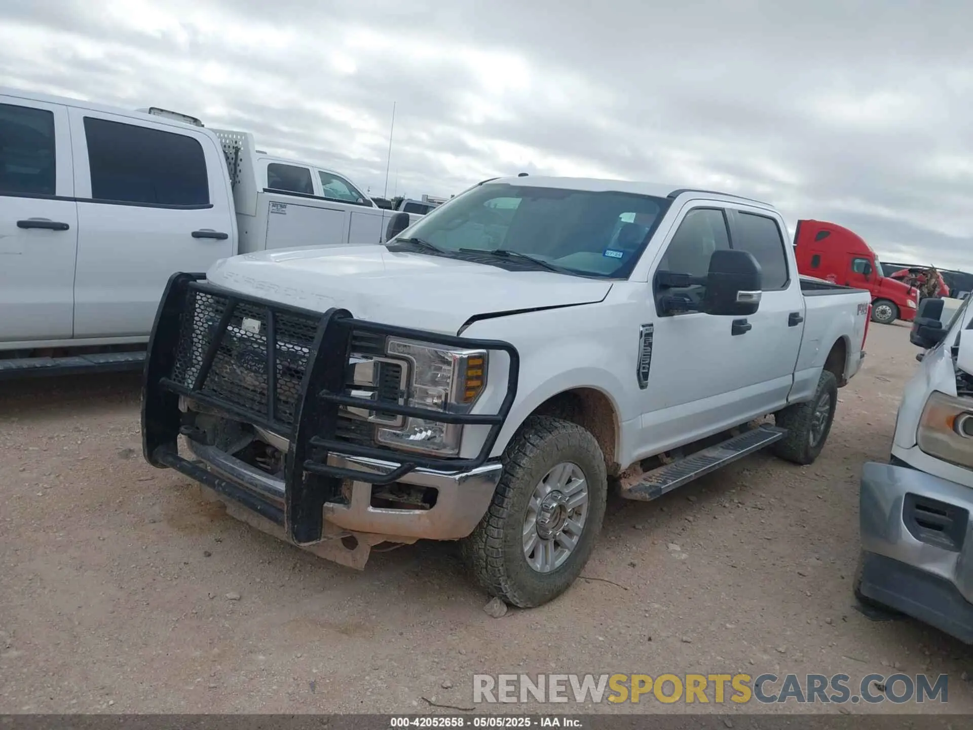 14 fotografías del automóvil dañado 1FT7W2BT4KEC10641 FORD F-250 2019