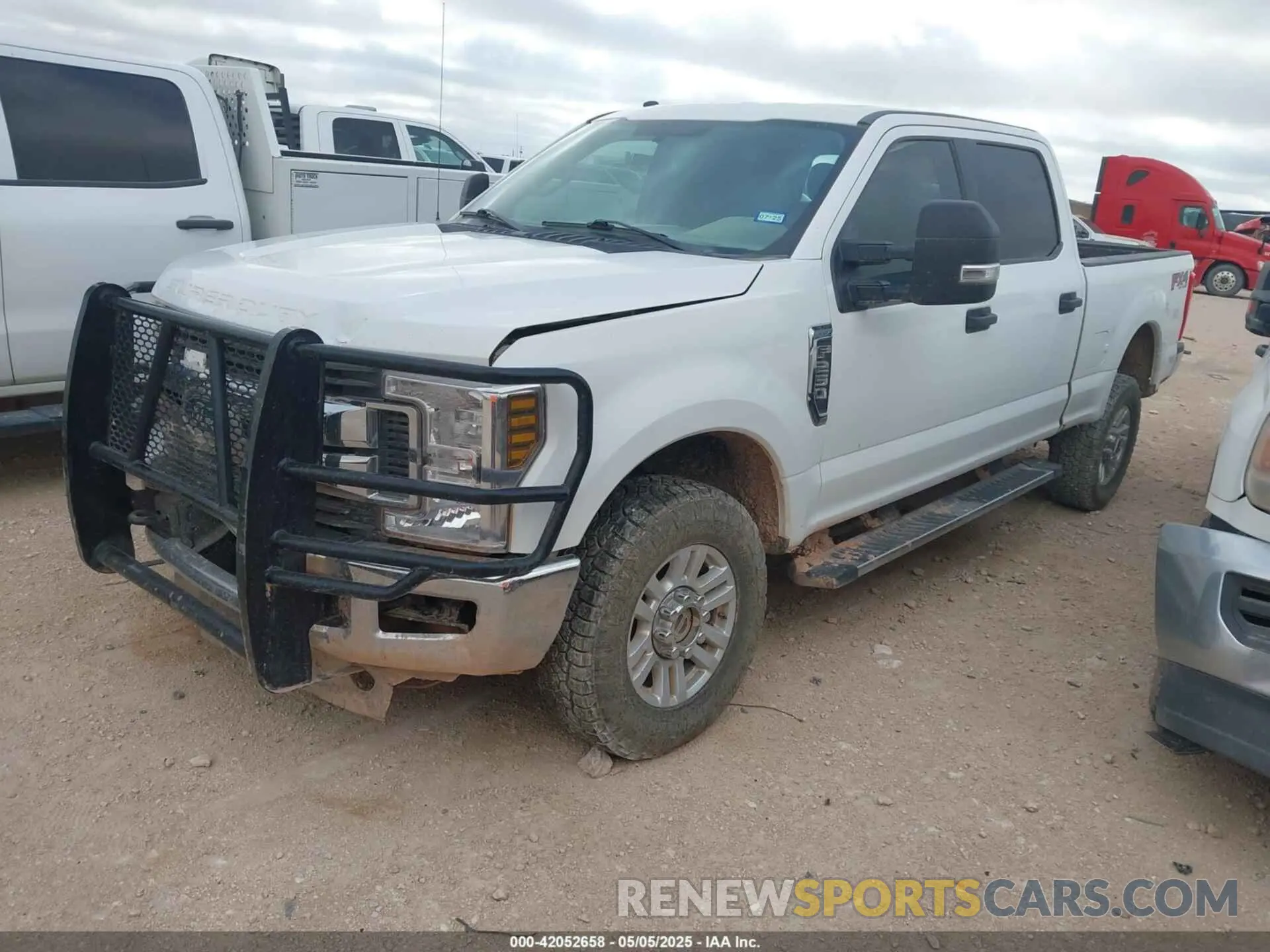 2 fotografías del automóvil dañado 1FT7W2BT4KEC10641 FORD F-250 2019