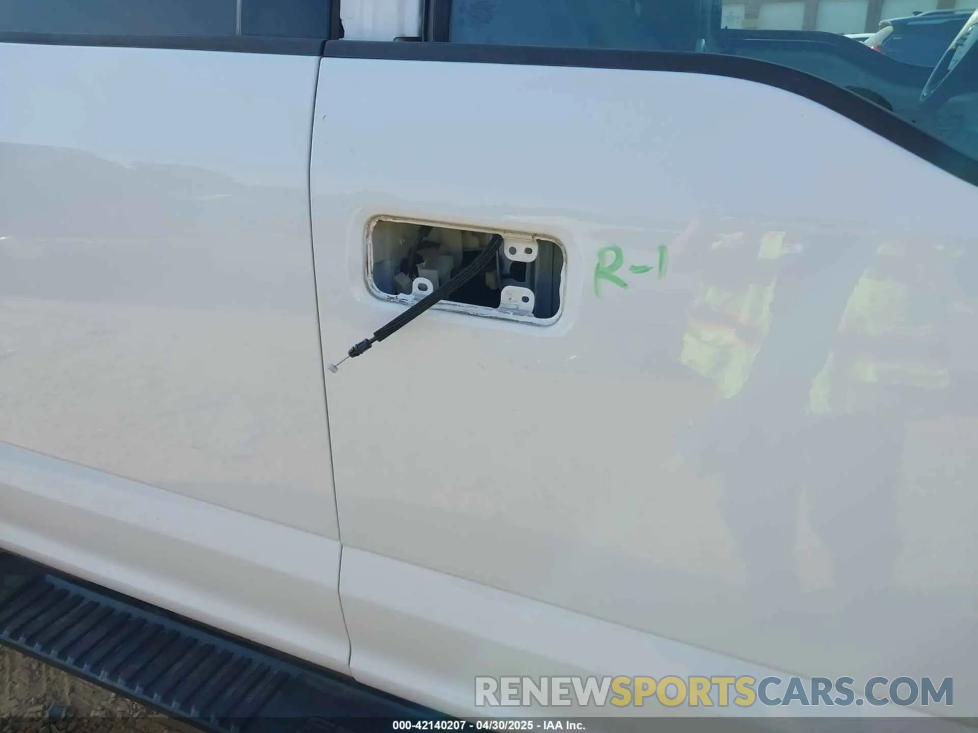 18 fotografías del automóvil dañado 1FT7W2BT4KEE35979 FORD F-250 2019