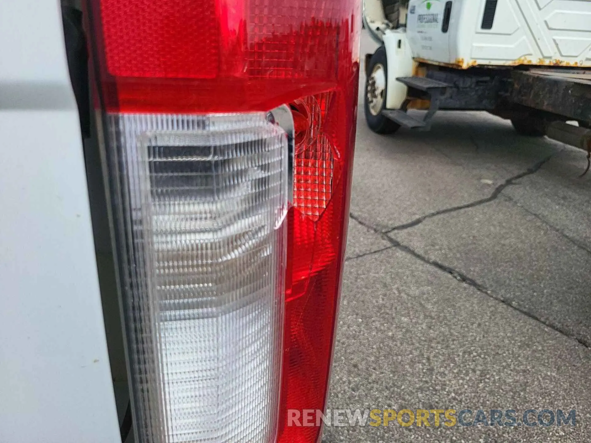 32 fotografías del automóvil dañado 1FT7W2BT4KEG47961 FORD F-250 2019