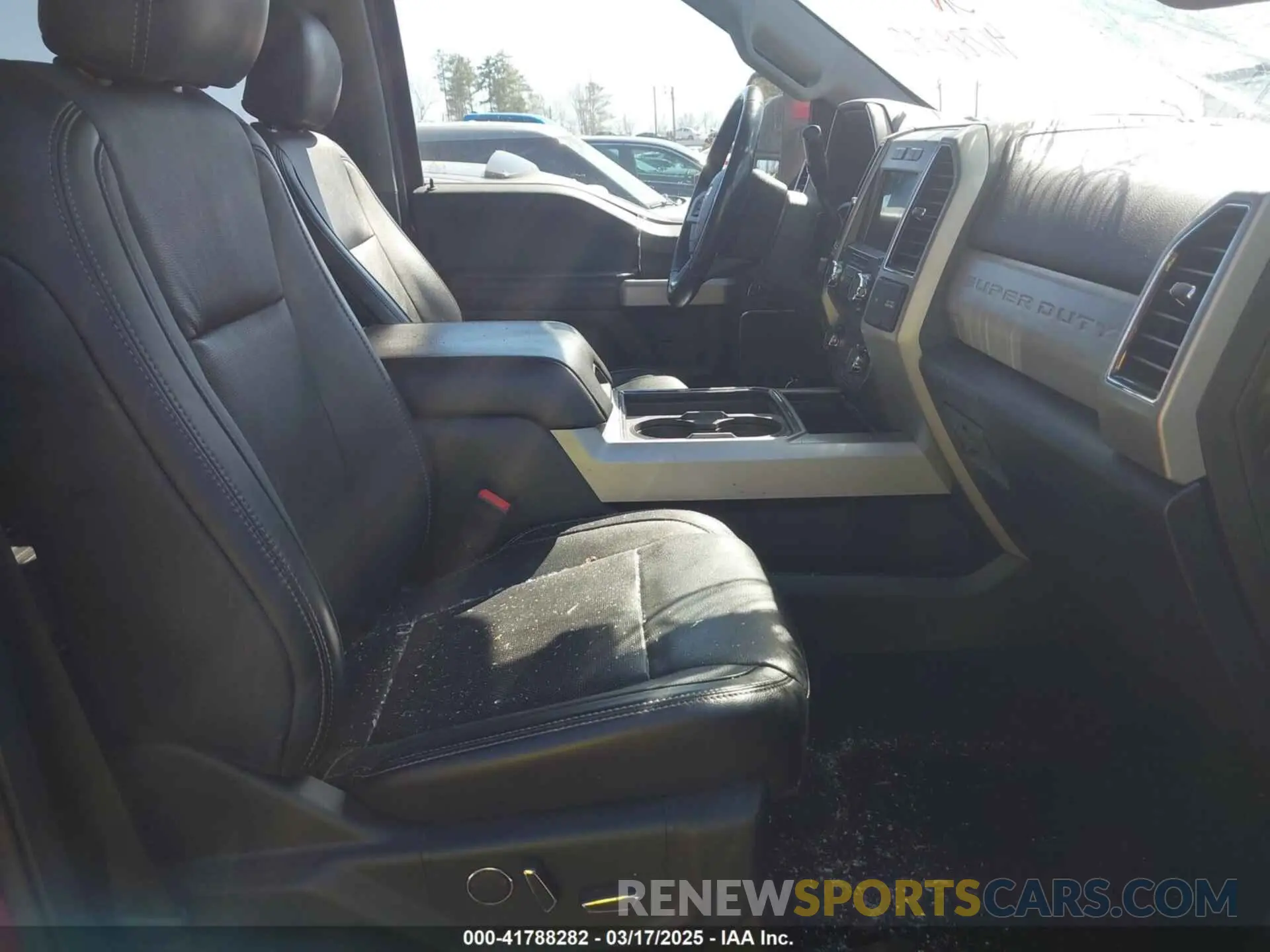 5 fotografías del automóvil dañado 1FT7W2BT5KEC23656 FORD F-250 2019