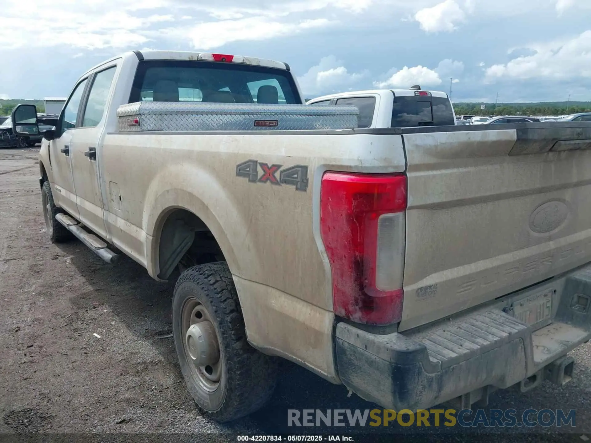 3 fotografías del automóvil dañado 1FT7W2BT5KED19660 FORD F-250 2019