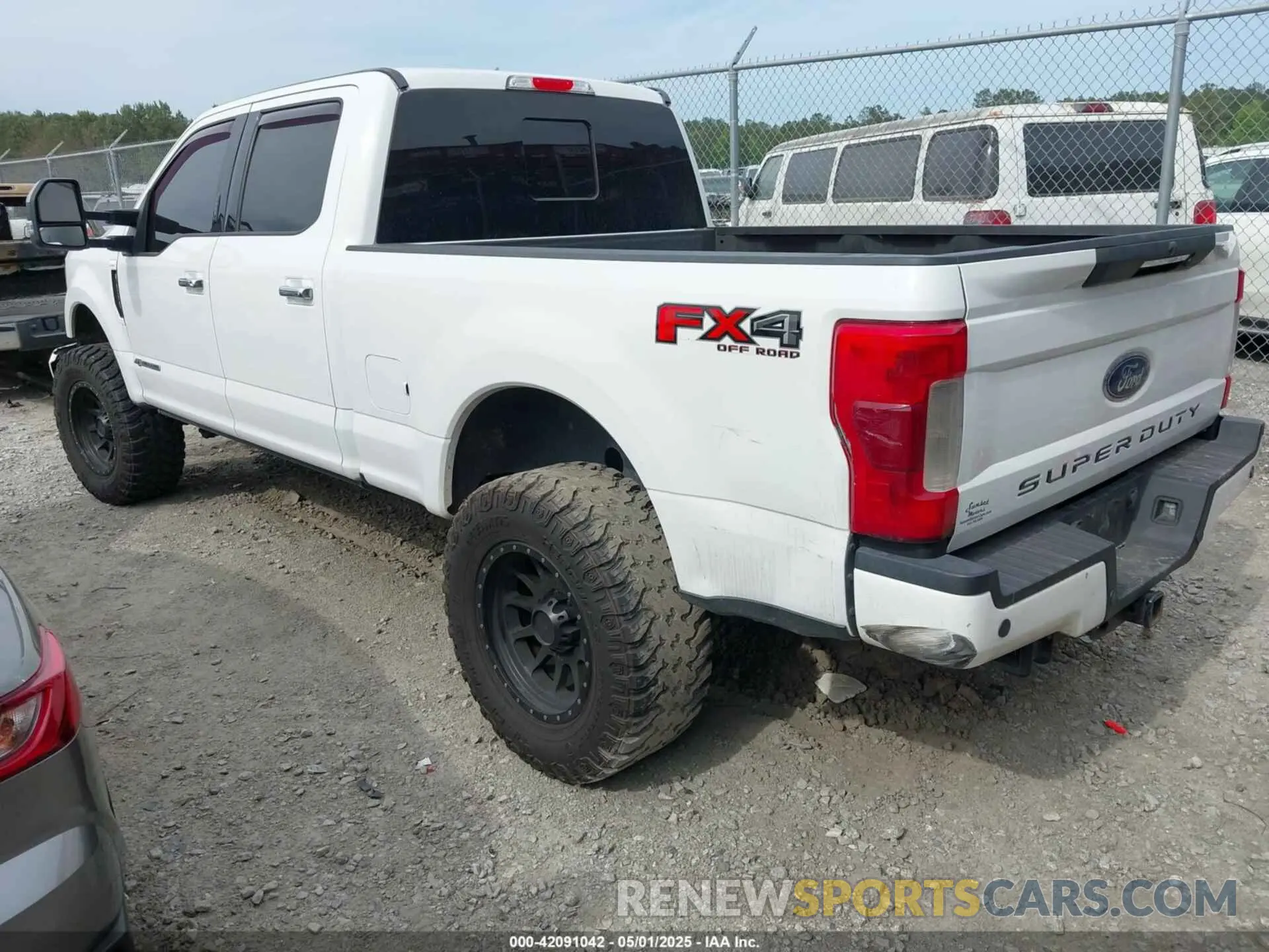 3 fotografías del automóvil dañado 1FT7W2BT6KEC56780 FORD F-250 2019