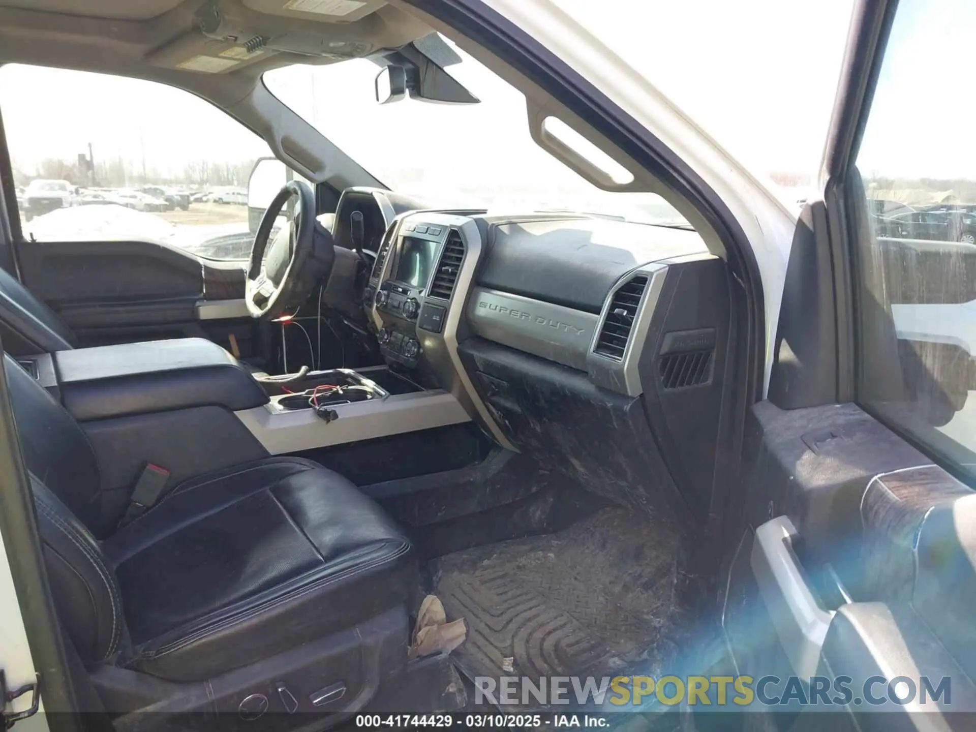 5 fotografías del automóvil dañado 1FT7W2BT8KEC85181 FORD F-250 2019