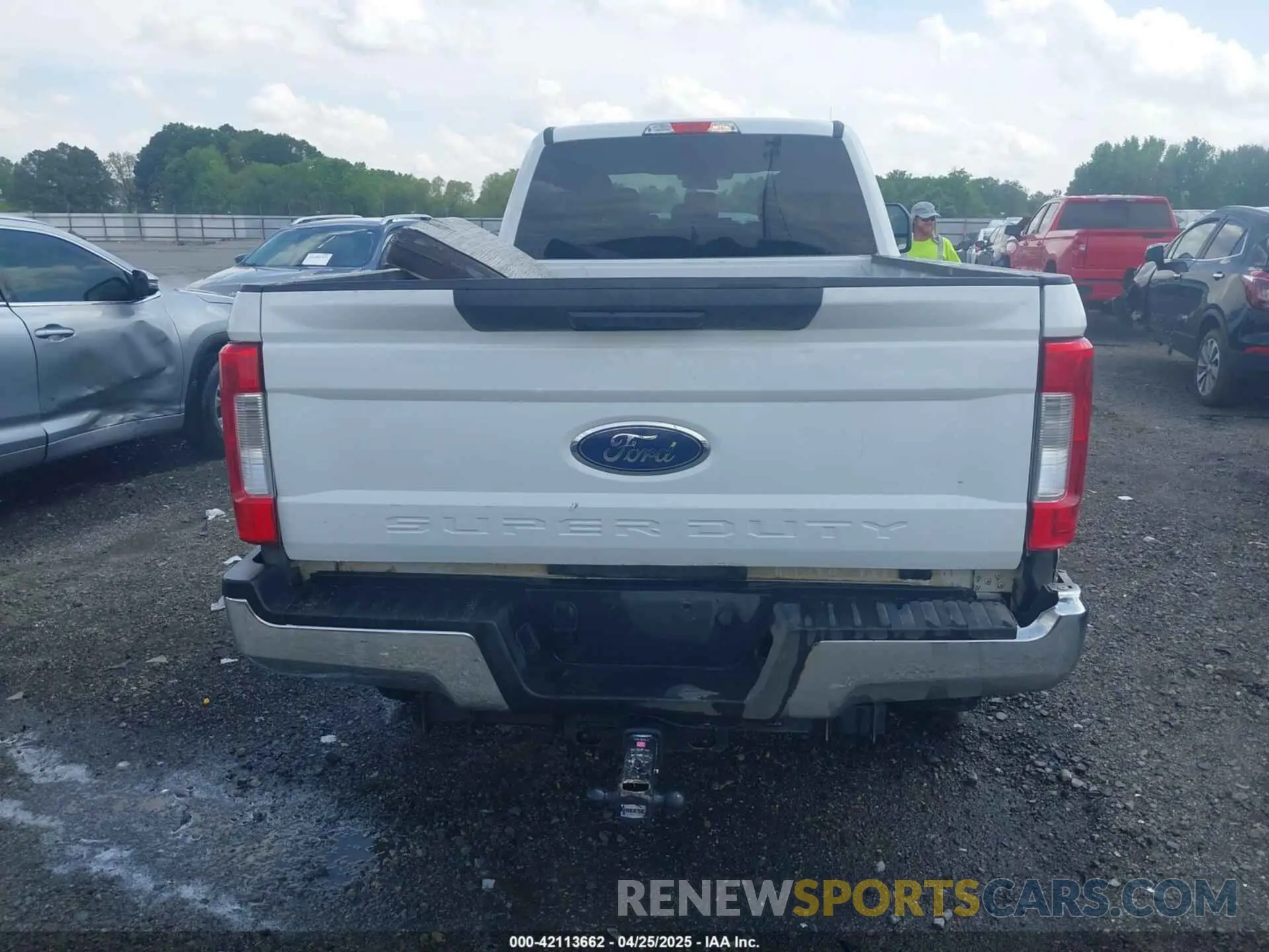 16 fotografías del automóvil dañado 1FT7W2BT8KED67444 FORD F-250 2019