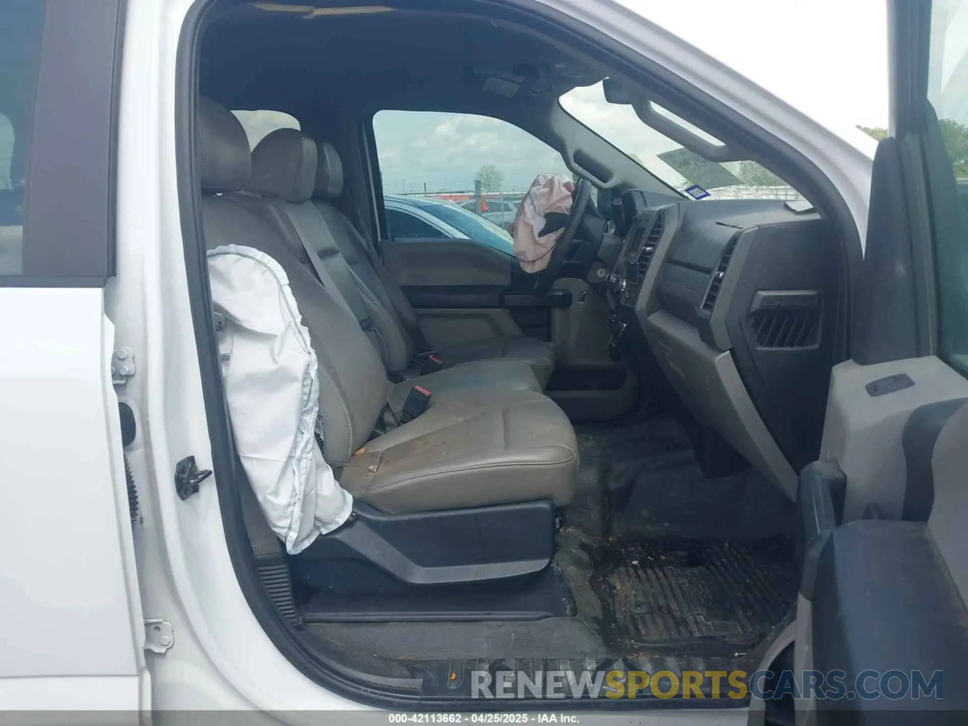 5 fotografías del automóvil dañado 1FT7W2BT8KED67444 FORD F-250 2019