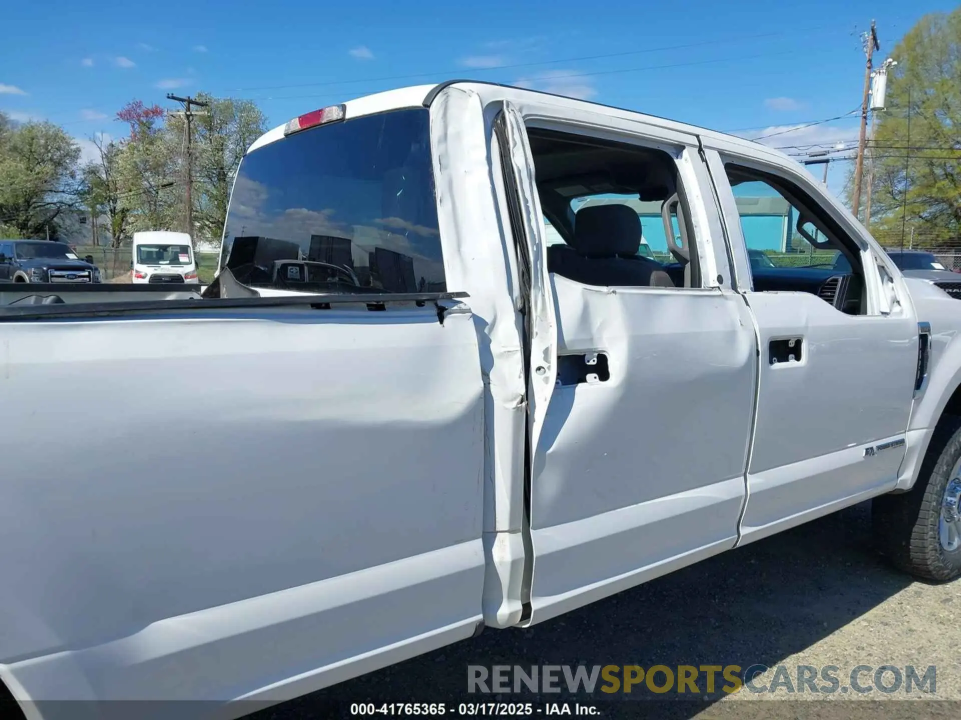 17 fotografías del automóvil dañado 1FT7W2BT8KEG47610 FORD F-250 2019