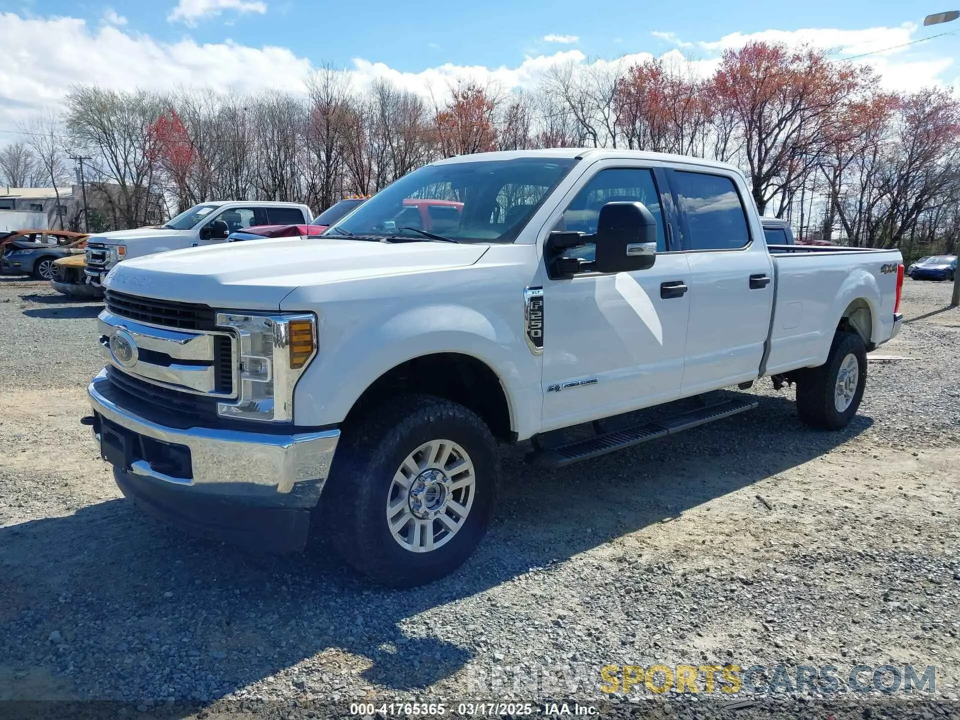 2 fotografías del automóvil dañado 1FT7W2BT8KEG47610 FORD F-250 2019