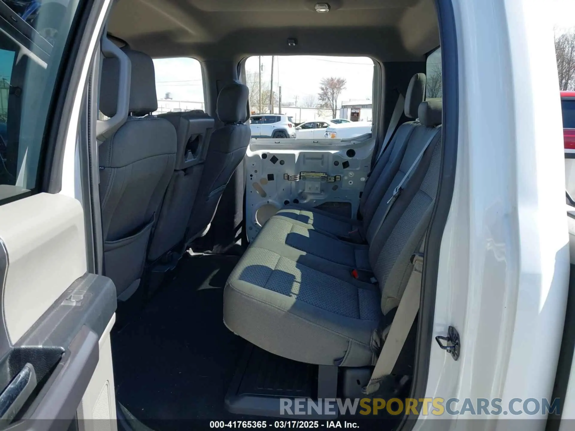8 fotografías del automóvil dañado 1FT7W2BT8KEG47610 FORD F-250 2019