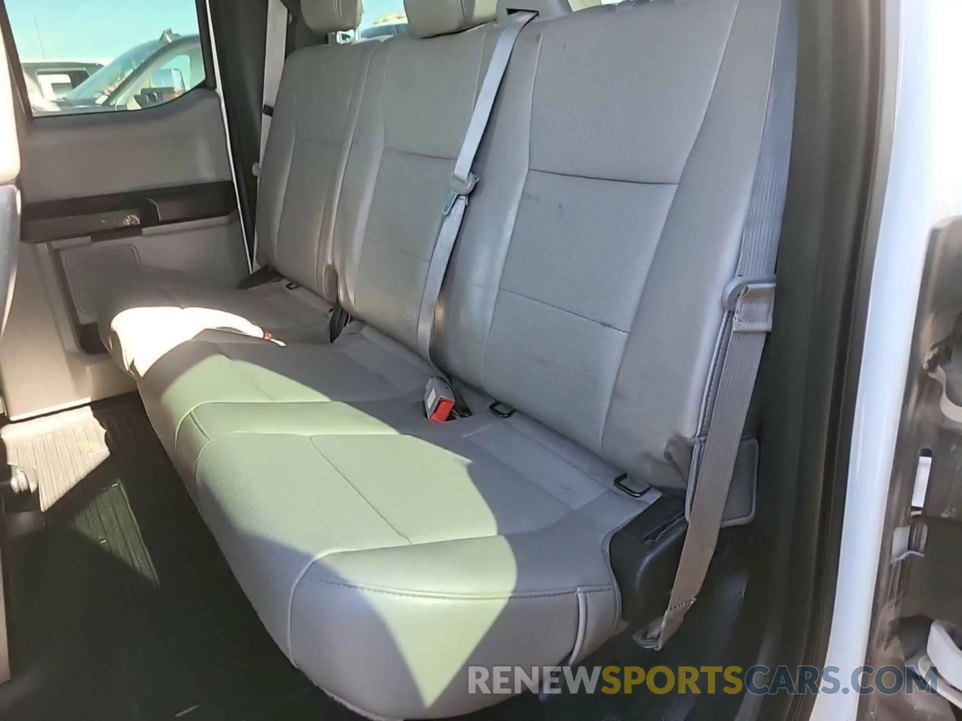 12 fotografías del automóvil dañado 1FT7X2B62KEC45296 FORD F-250 2019
