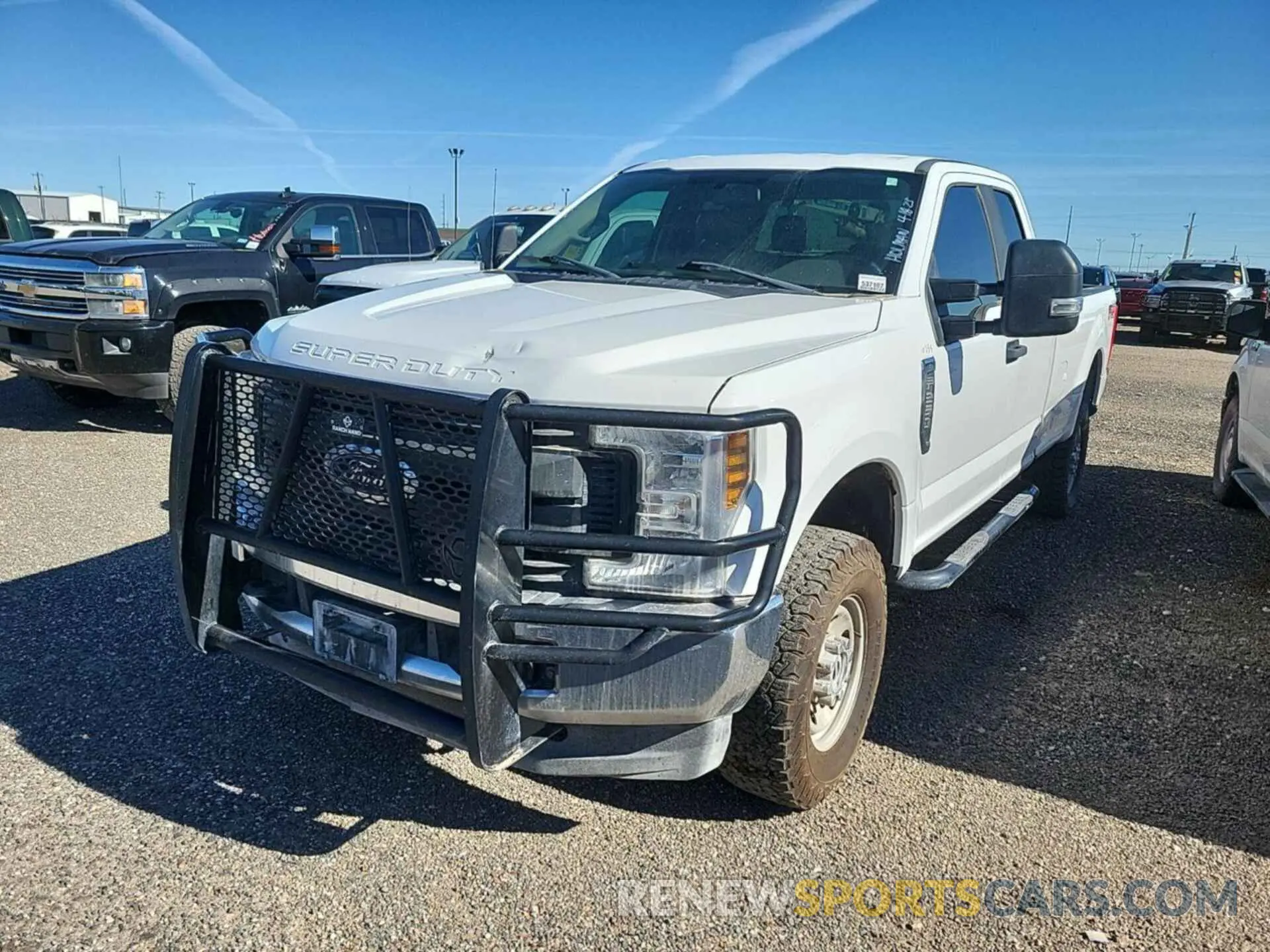 4 fotografías del automóvil dañado 1FT7X2B62KEC45296 FORD F-250 2019