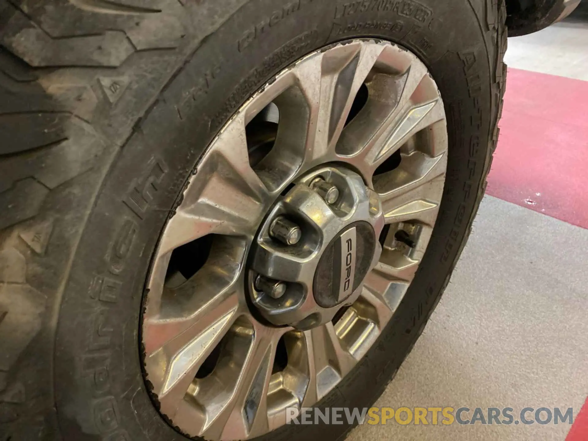 25 fotografías del automóvil dañado 1FT7X2B64KEE39859 FORD F-250 2019