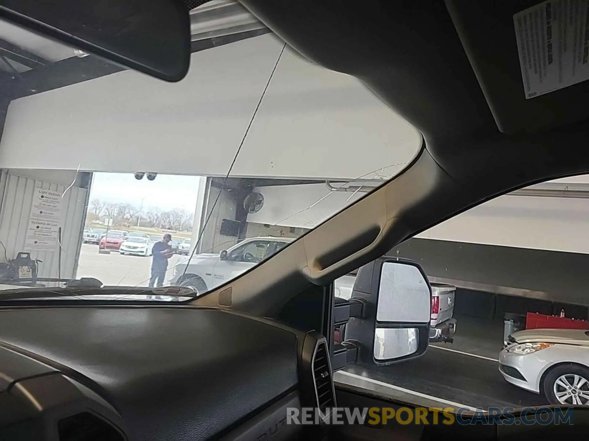 4 fotografías del automóvil dañado 1FT7X2B65KEF23074 FORD F-250 2019