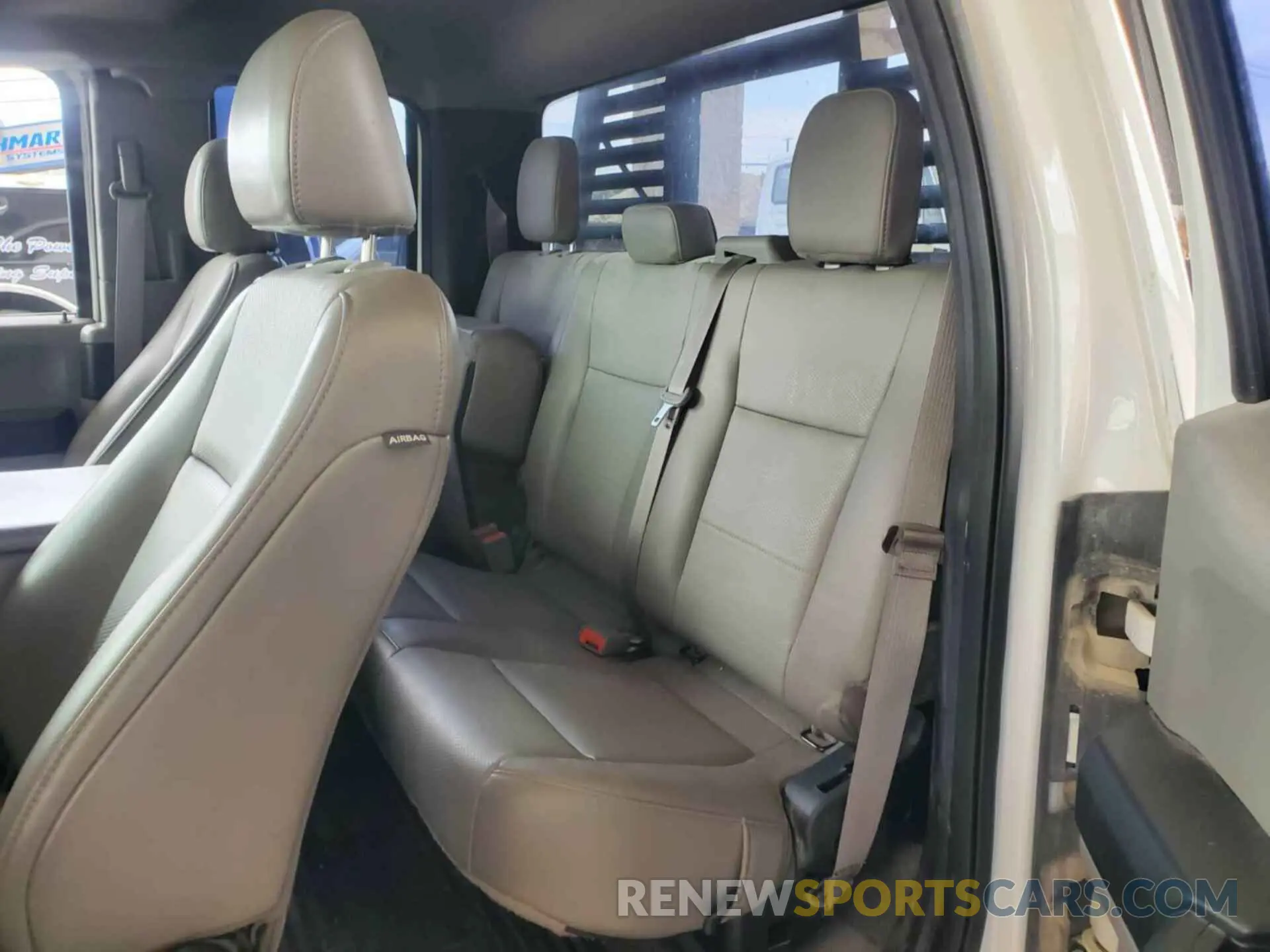 12 fotografías del automóvil dañado 1FT7X2B66KEE56940 FORD F-250 2019