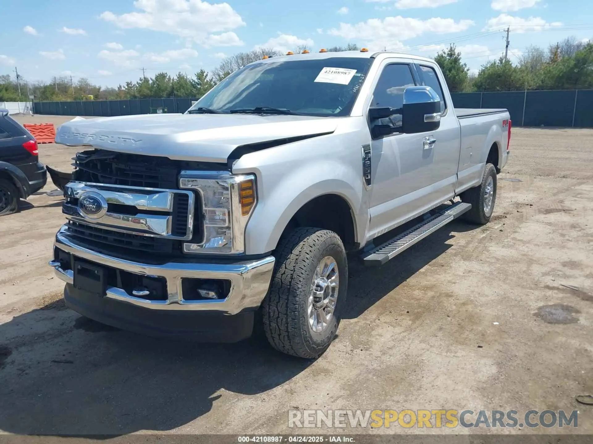 2 fotografías del automóvil dañado 1FT7X2B68KED62638 FORD F-250 2019