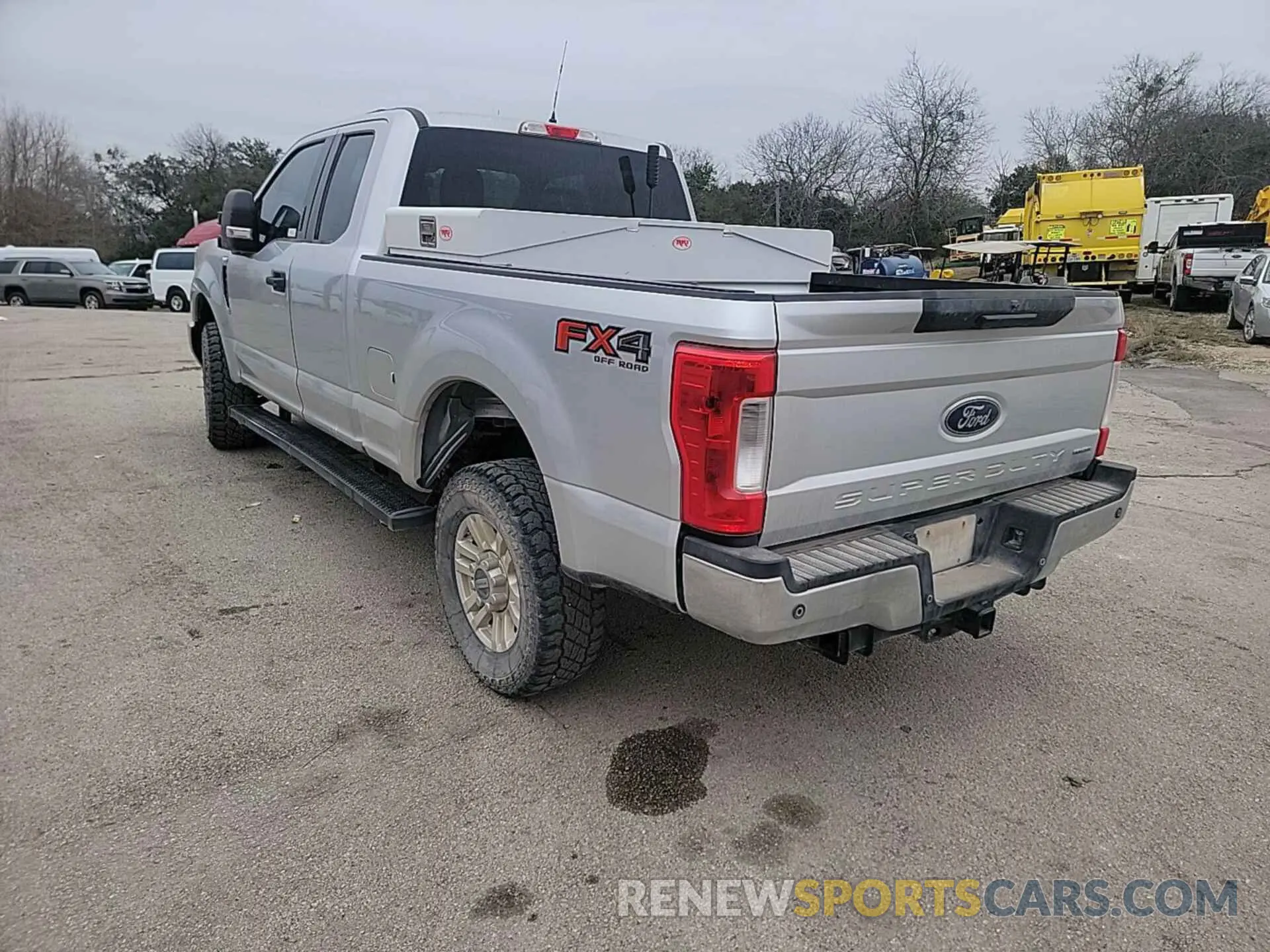 12 fotografías del automóvil dañado 1FT7X2B68KEE24295 FORD F-250 2019