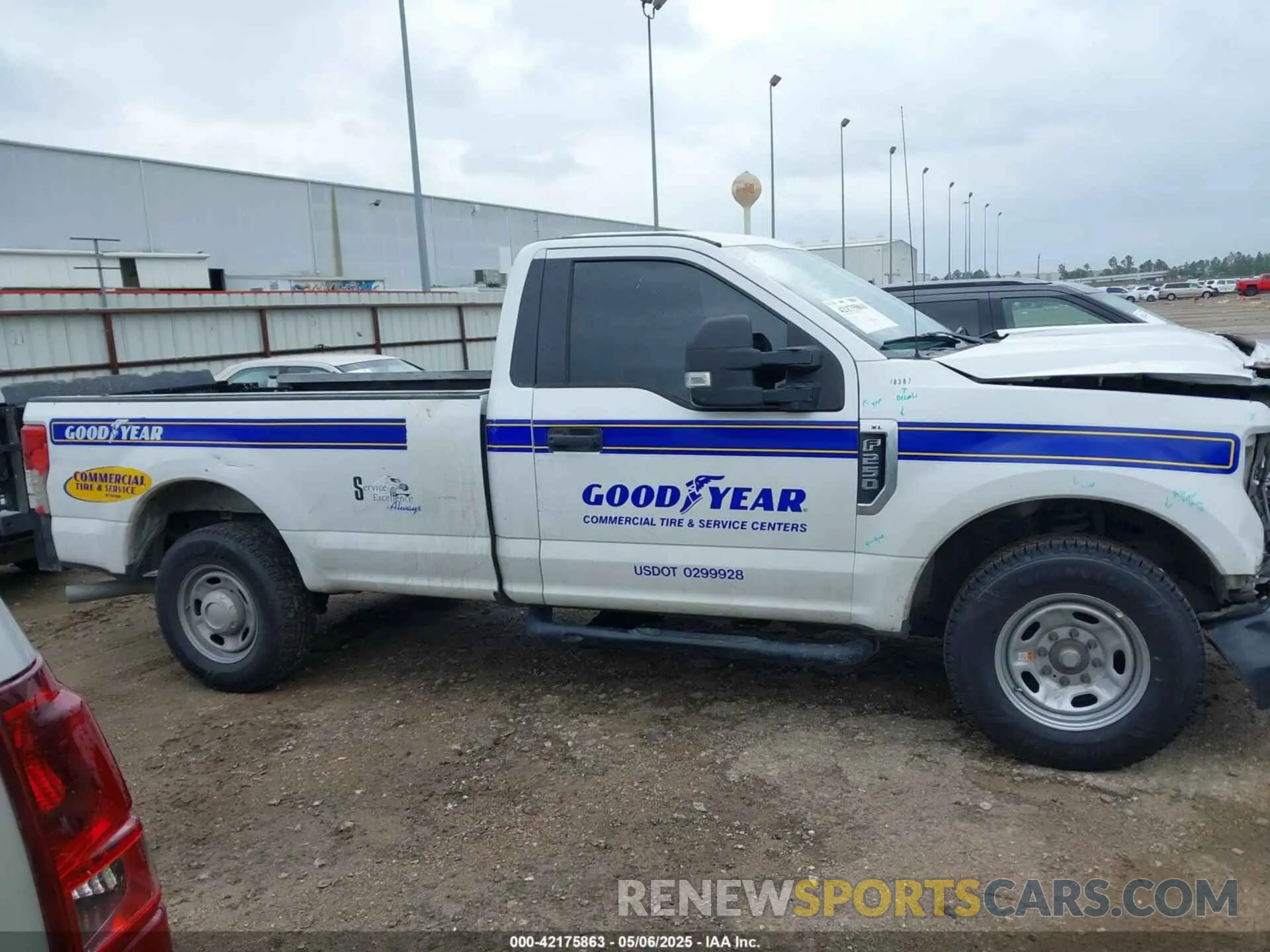 14 fotografías del automóvil dañado 1FTBF2A65KEC61863 FORD F-250 2019