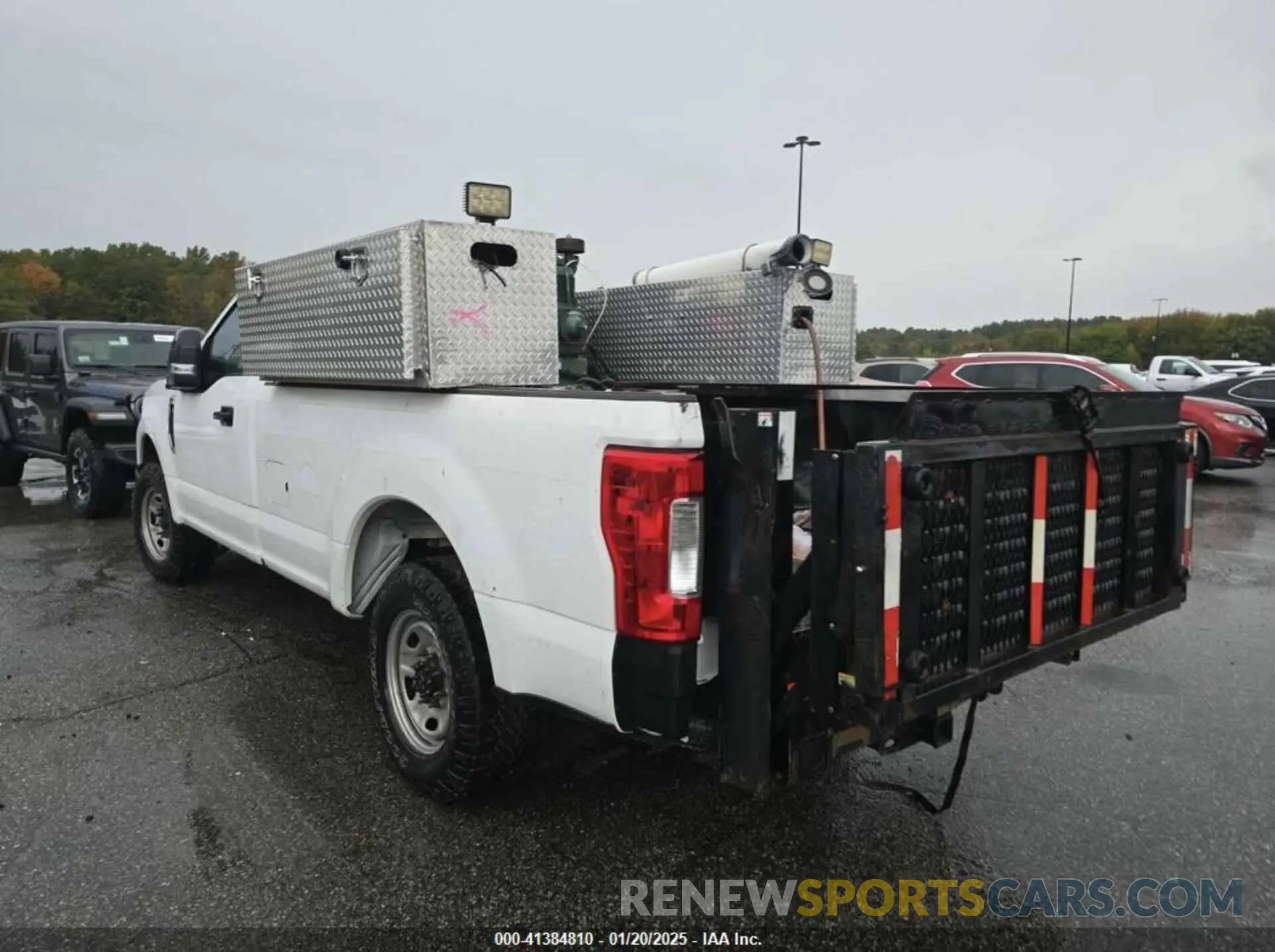 3 fotografías del automóvil dañado 1FTBF2A67KEG48981 FORD F-250 2019