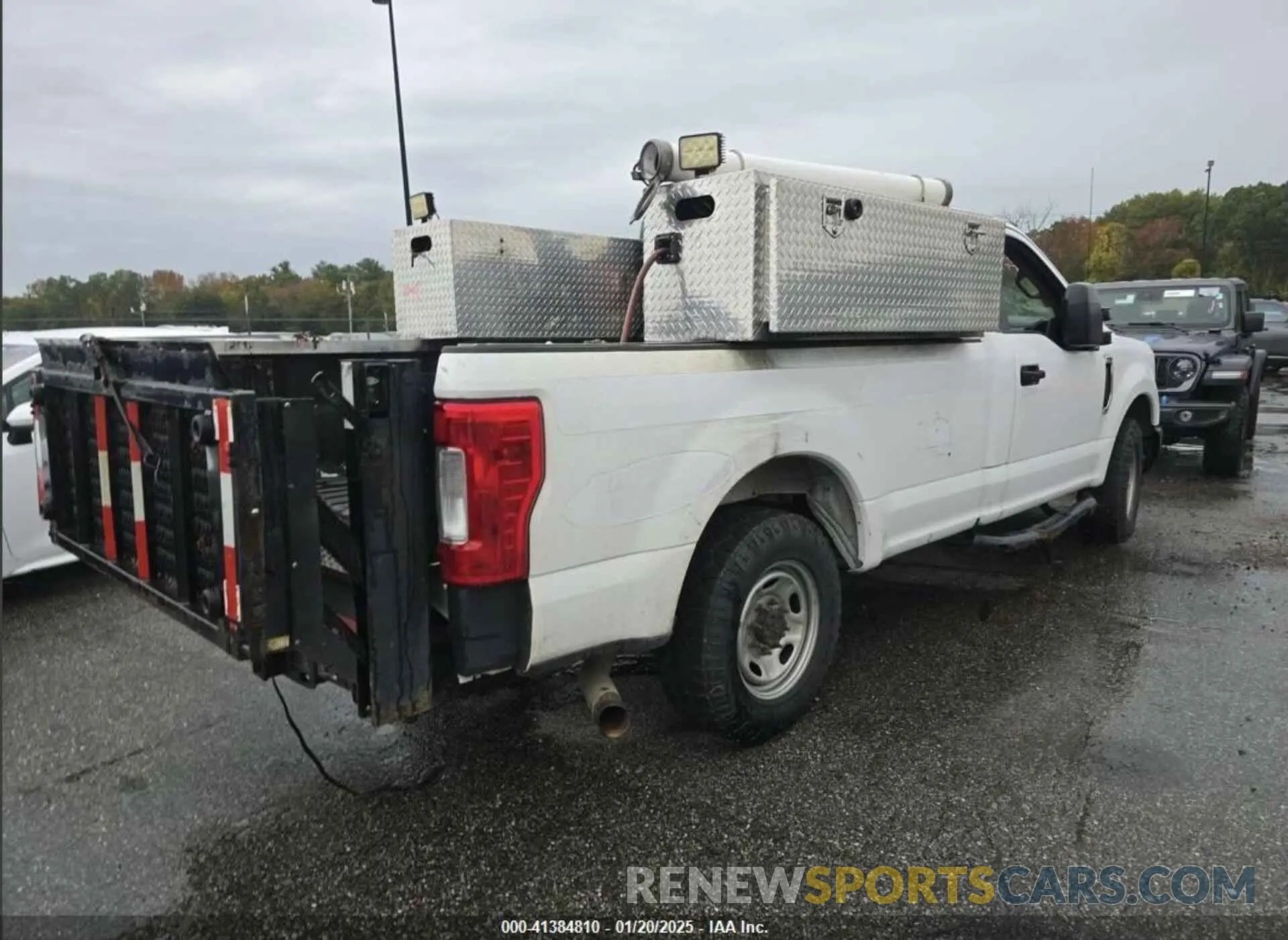 4 fotografías del automóvil dañado 1FTBF2A67KEG48981 FORD F-250 2019