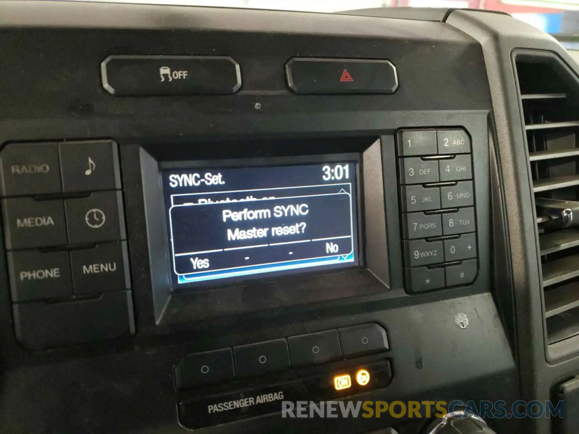 14 fotografías del automóvil dañado 1FTBF2B69KEF61551 FORD F-250 2019