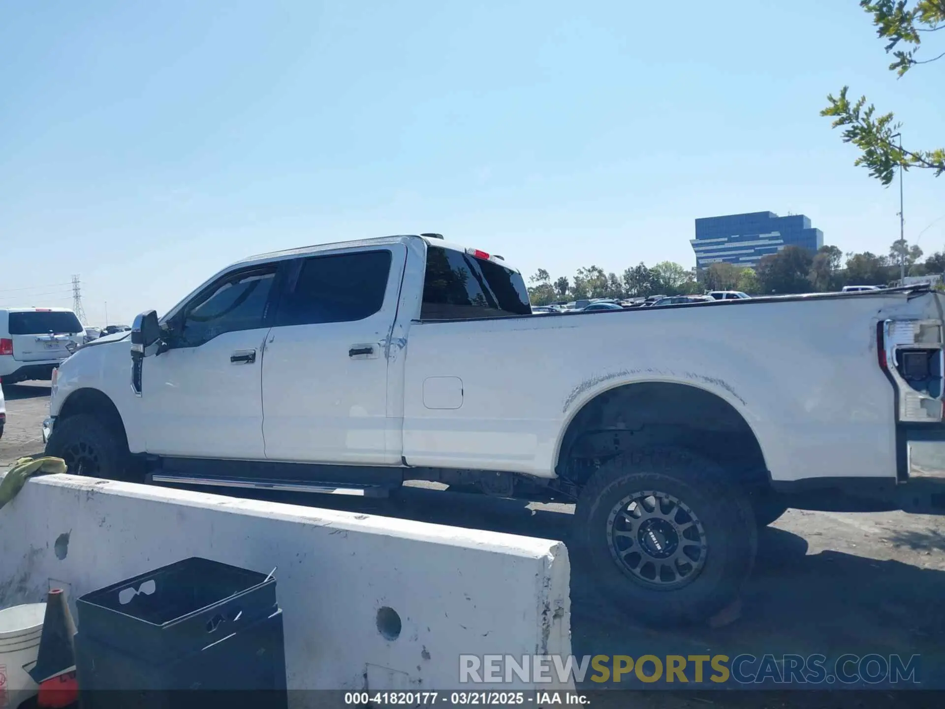 14 fotografías del automóvil dañado 1FT7W2BN4LEE62327 FORD F-250 2020