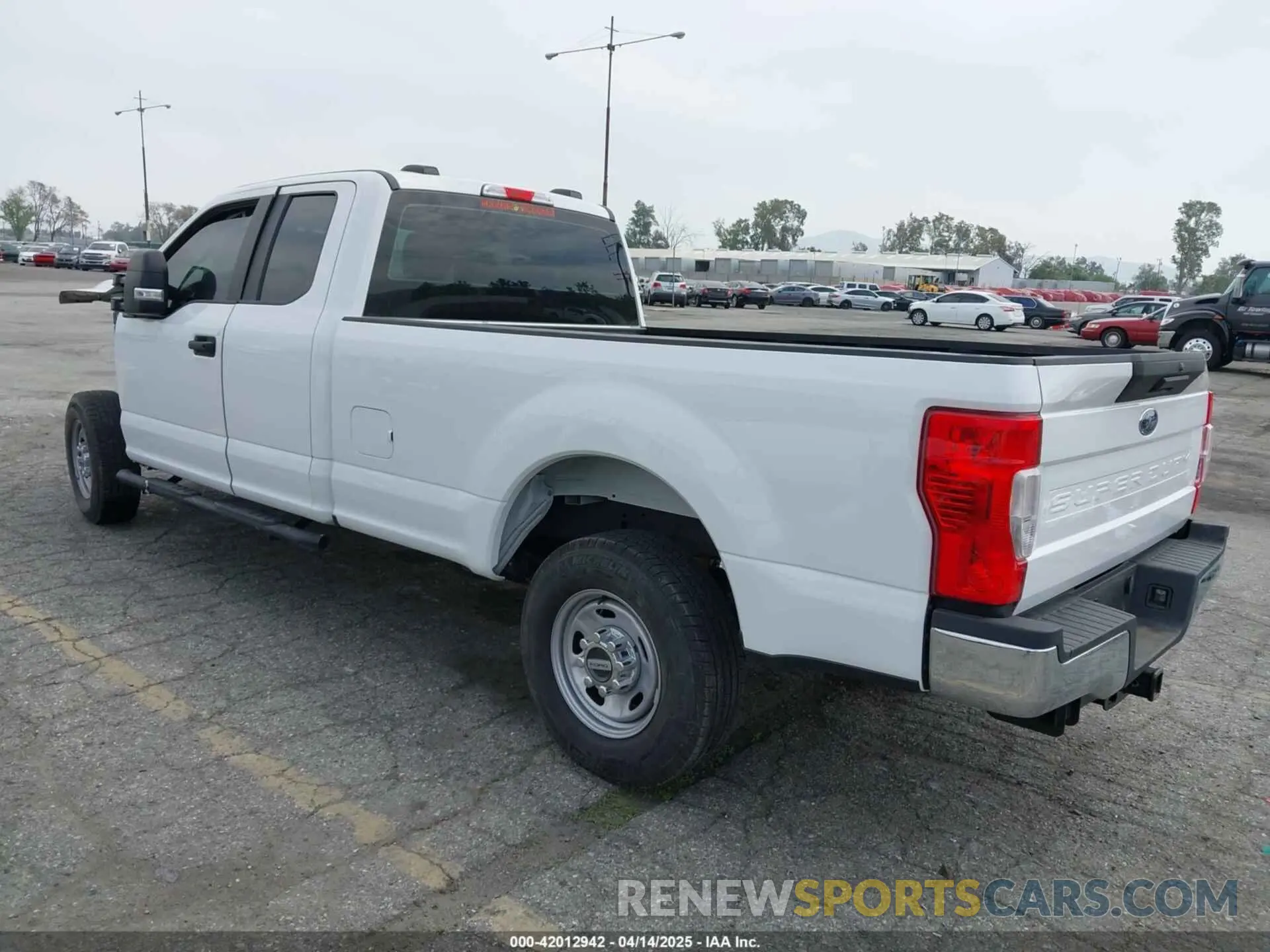 3 fotografías del automóvil dañado 1FT7X2A68LEE62306 FORD F-250 2020