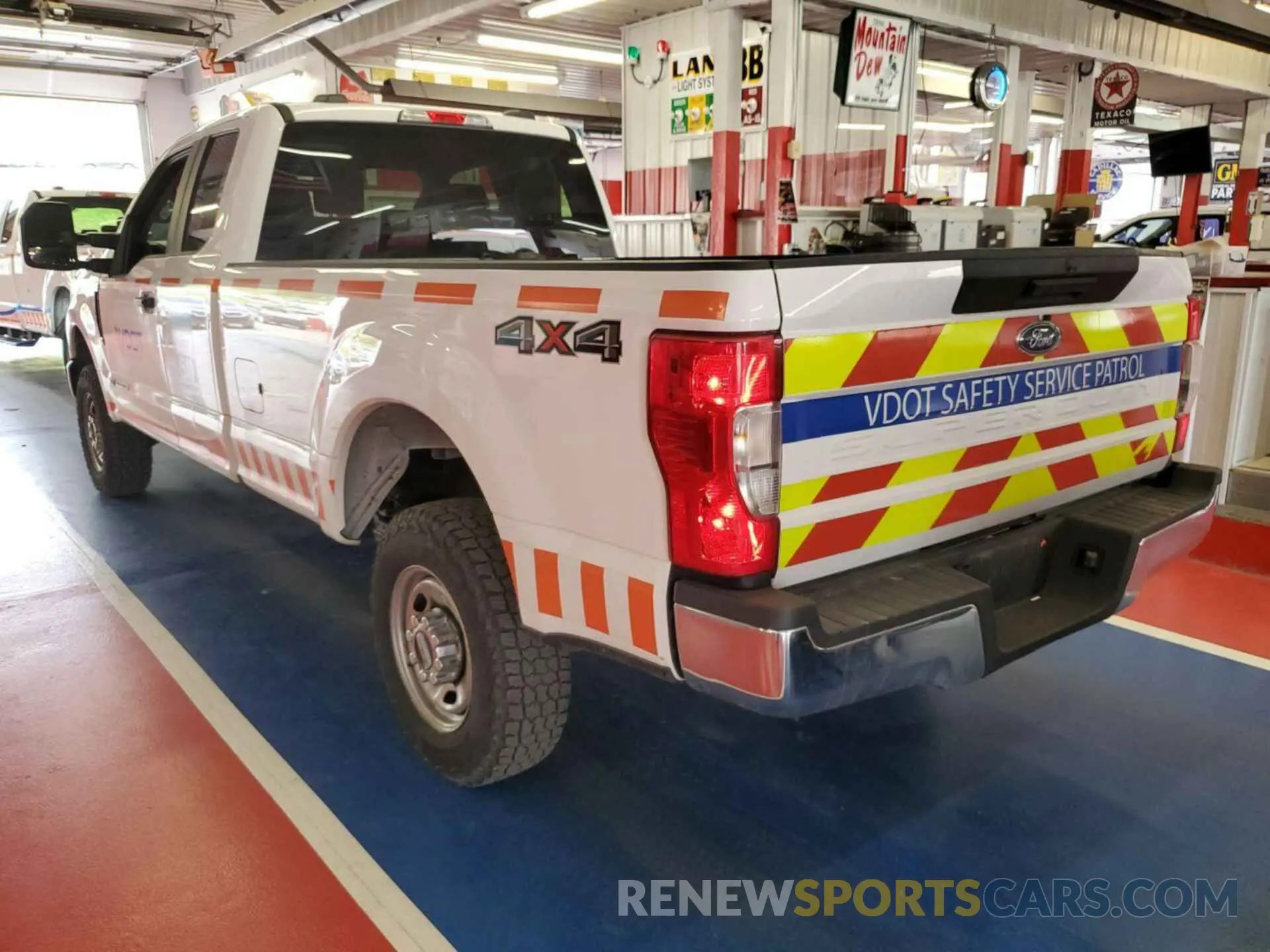 25 fotografías del automóvil dañado 1FT7X2BT9LEE50475 FORD F-250 2020