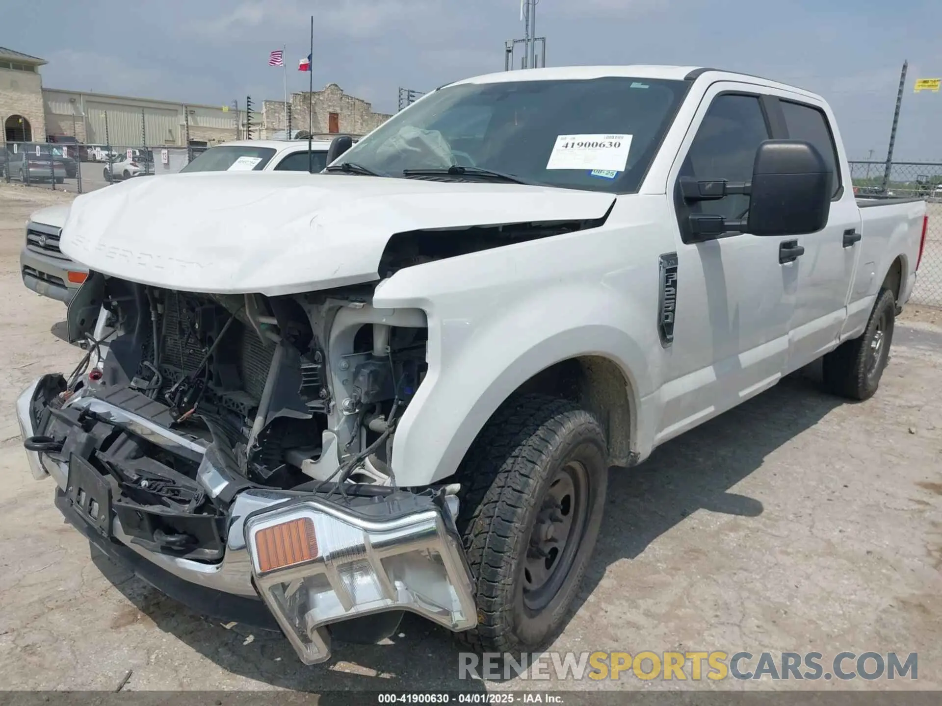 2 fotografías del automóvil dañado 1FT7W2A68MEE17189 FORD F-250 2021