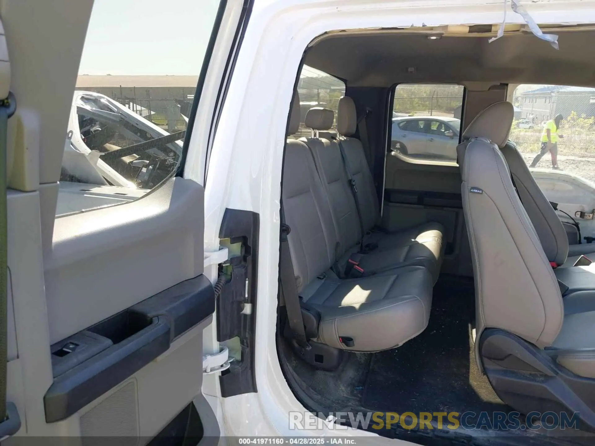 8 fotografías del automóvil dañado 1FT7X2B69MEE15401 FORD F-250 2021