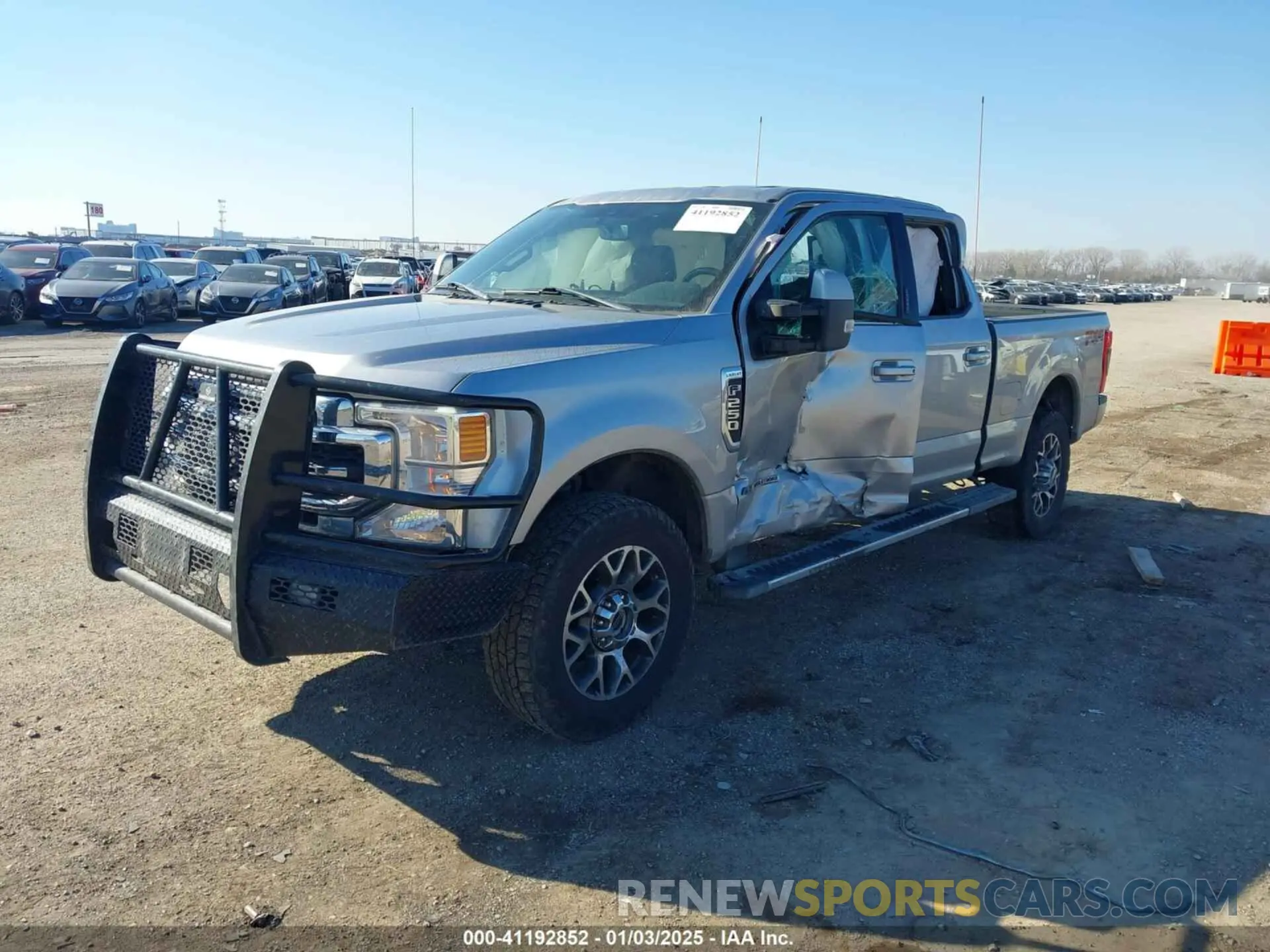 2 fotografías del automóvil dañado 1FT8W2BT1MEC60338 FORD F-250 2021