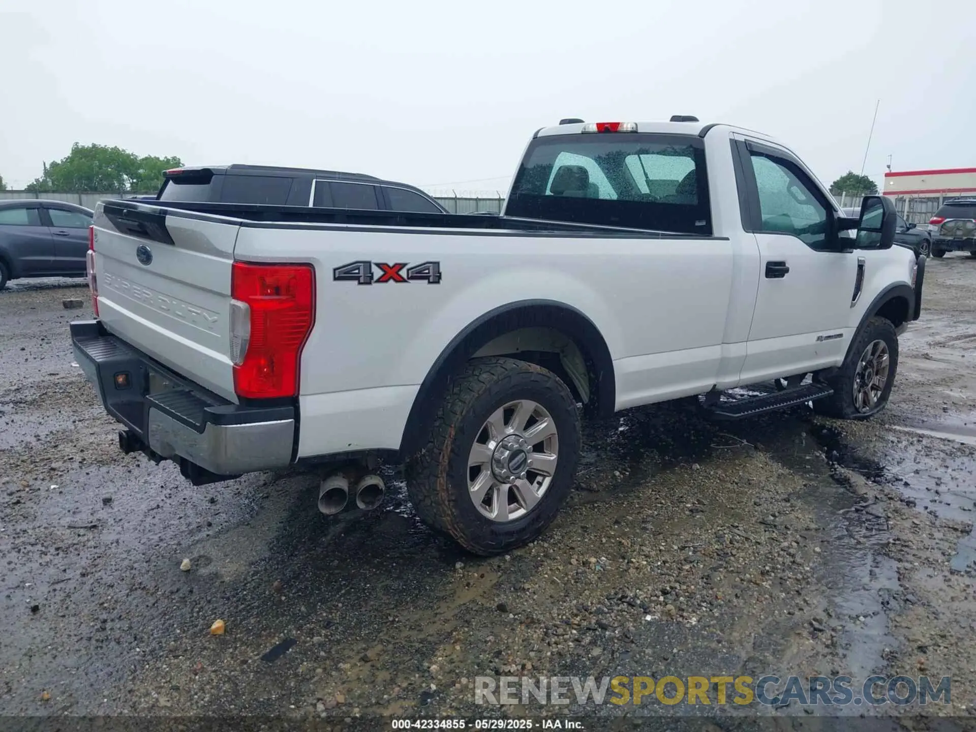 4 fotografías del automóvil dañado 1FTBF2BT2MED17703 FORD F-250 2021